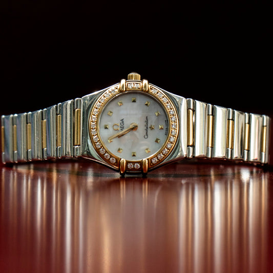 OMEGA CONSTELLATION MINI TWO-TONE MOTHER OF PEARL 18K GOLD FACTORY DIAMONDS SWISS QUARTZ PRELOVED WATCH
