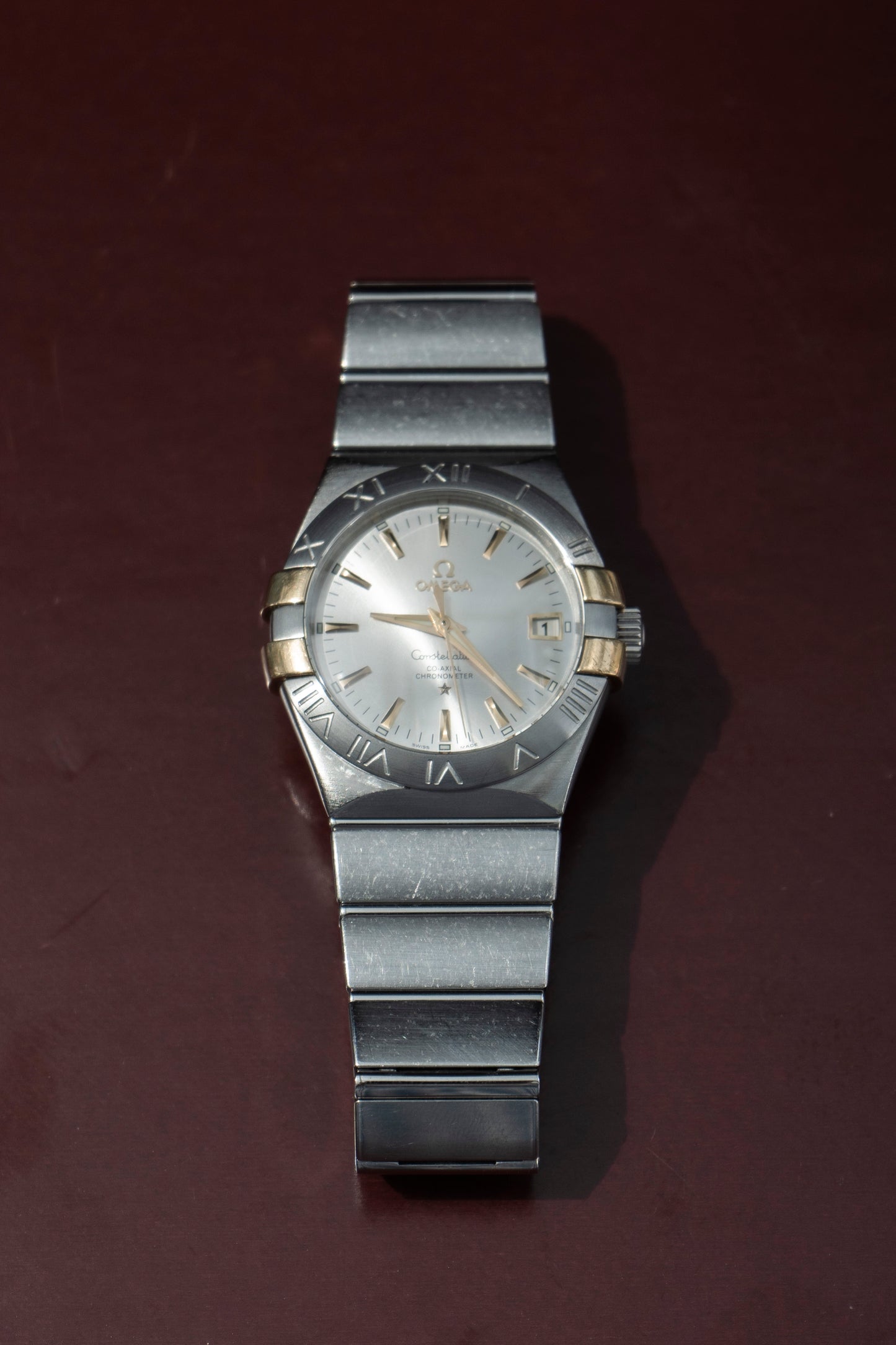 OMEGA CONSTELLATION CO-AXIAL CHRONOMETER AUTOMATIC MOTHER OF PEARL DIAL TWO TONE SWISS PRELOVED WATCH