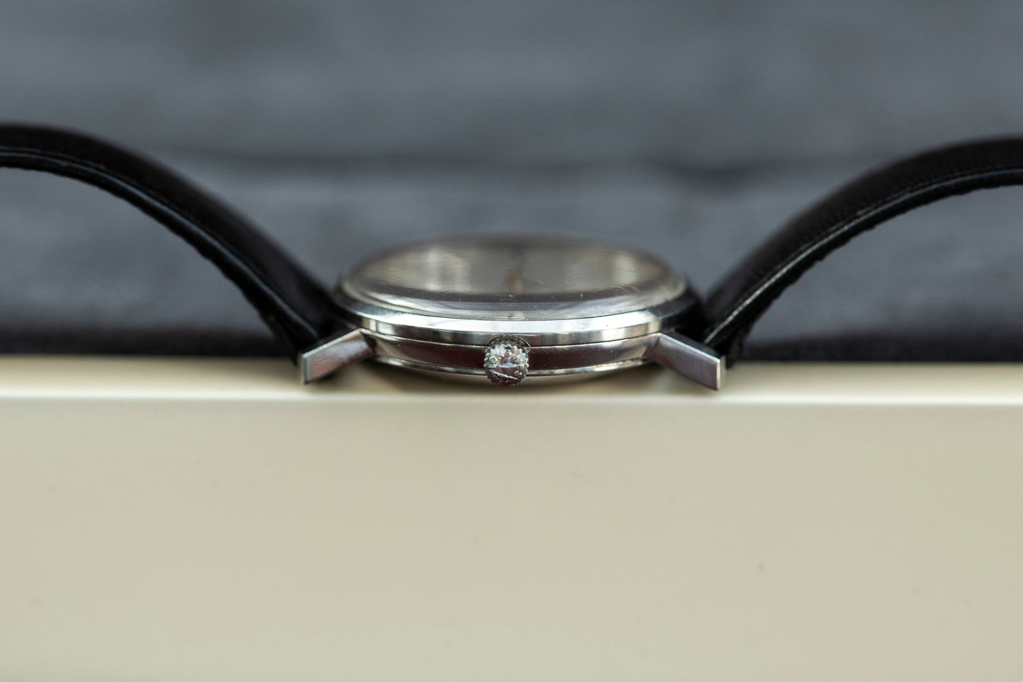 LONGINES AUTOMATIC WHITE DIAL SWISS PRELOVED WATCH