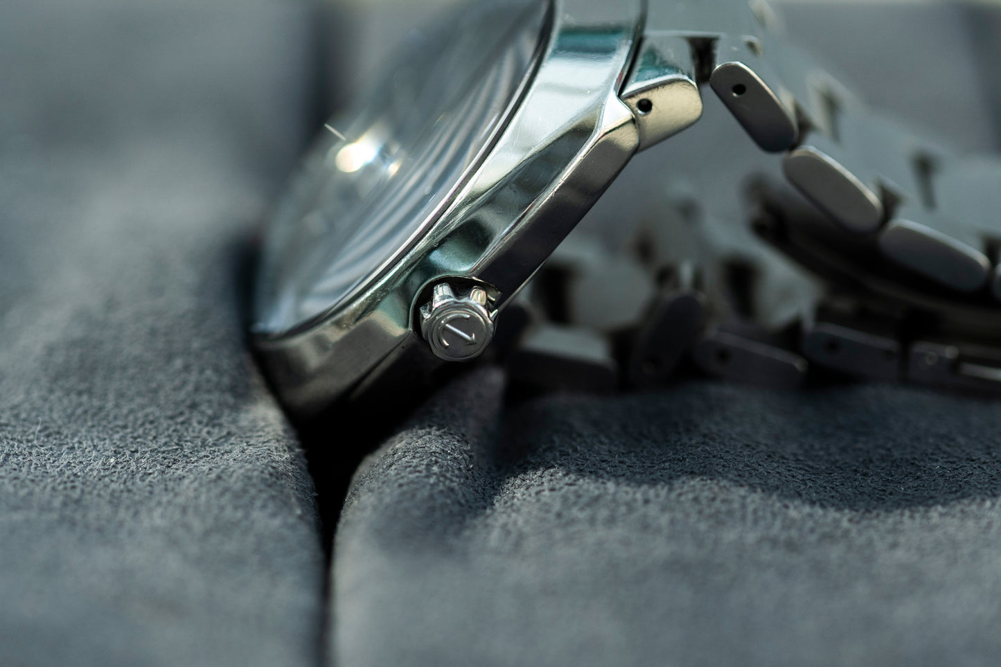 RADO D-STAR AUTOMATIC BLACK DIAL TITANIUM SWISS PRELOVED WATCH