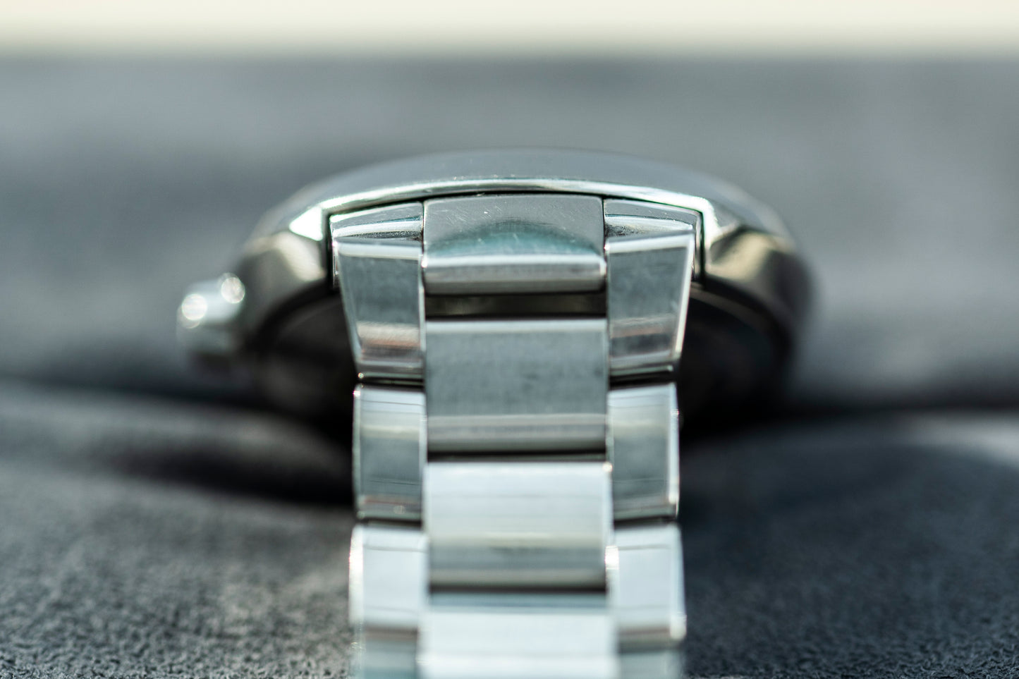 RADO D-STAR AUTOMATIC BLACK DIAL TITANIUM SWISS PRELOVED WATCH