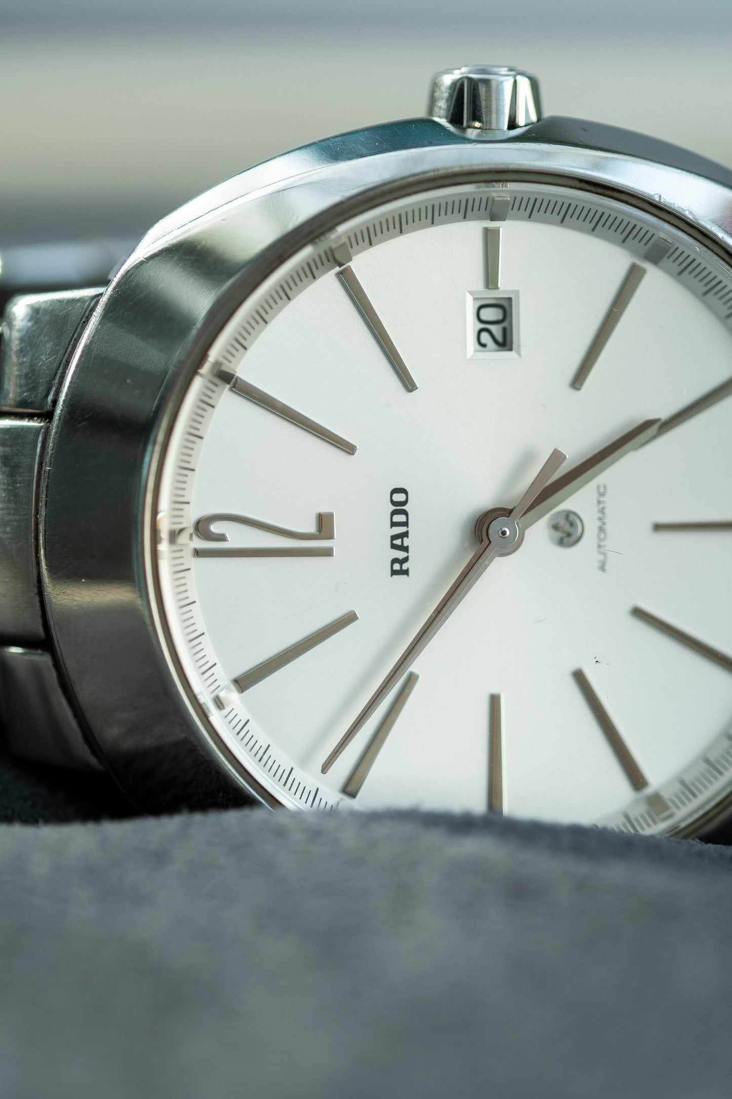 RADO D-STAR AUTOMATIC SILVER DIAL TITANIUM SWISS PRELOVED WATCH