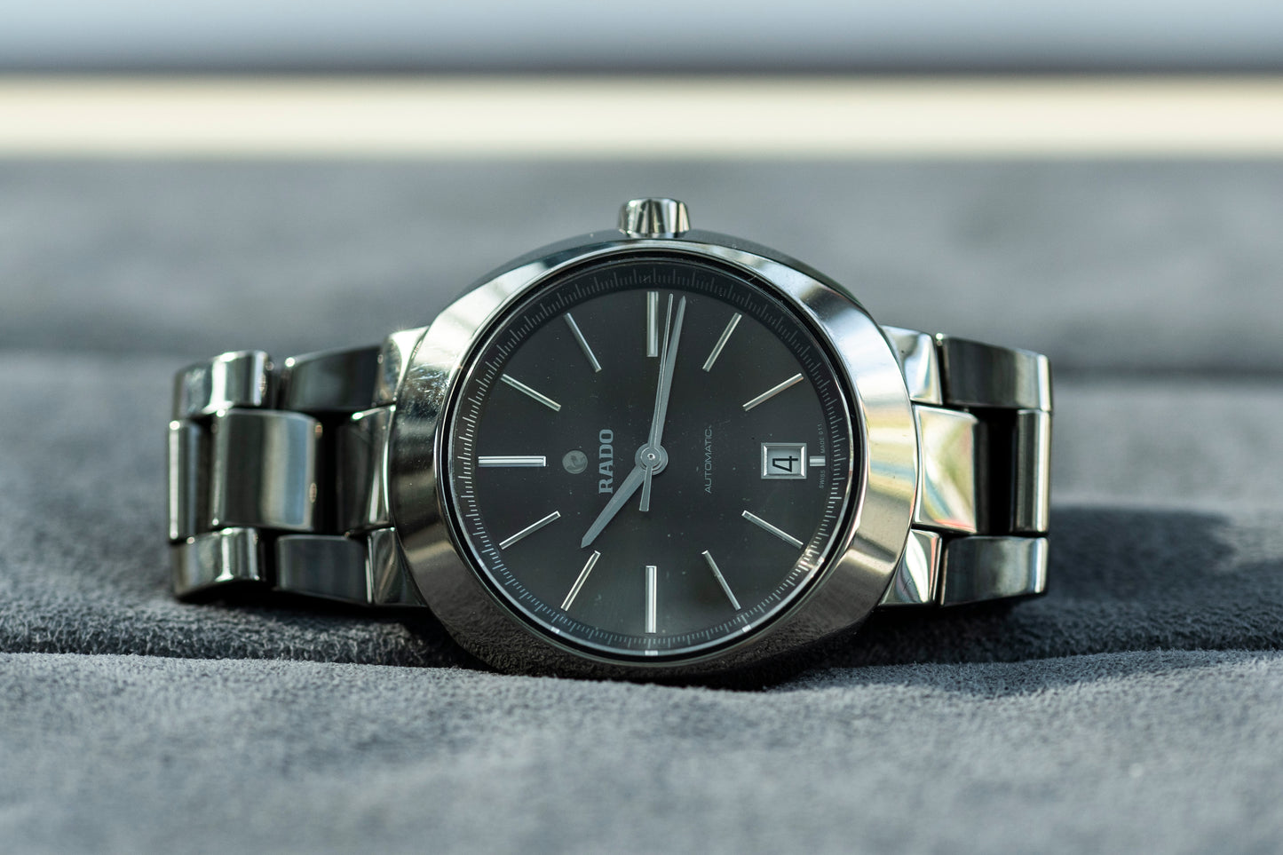 RADO D-STAR AUTOMATIC BLACK SUNBURST DIAL HIGH-TECH CERAMIC SWISS PRELOVED WATCH