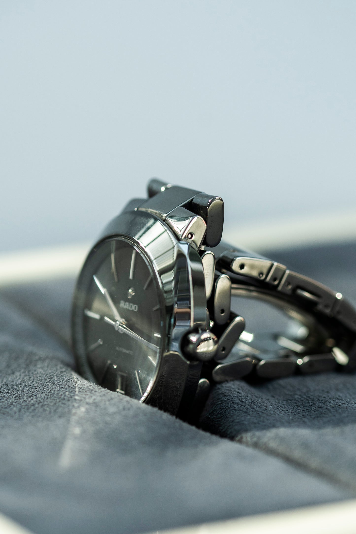 RADO D-STAR AUTOMATIC BLACK SUNBURST DIAL HIGH-TECH CERAMIC SWISS PRELOVED WATCH