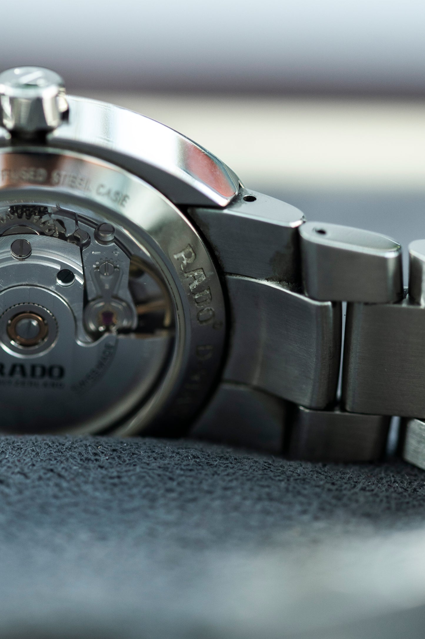 RADO D-STAR AUTOMATIC WHITE DIAL TITANIUM SWISS PRELOVED WATCH