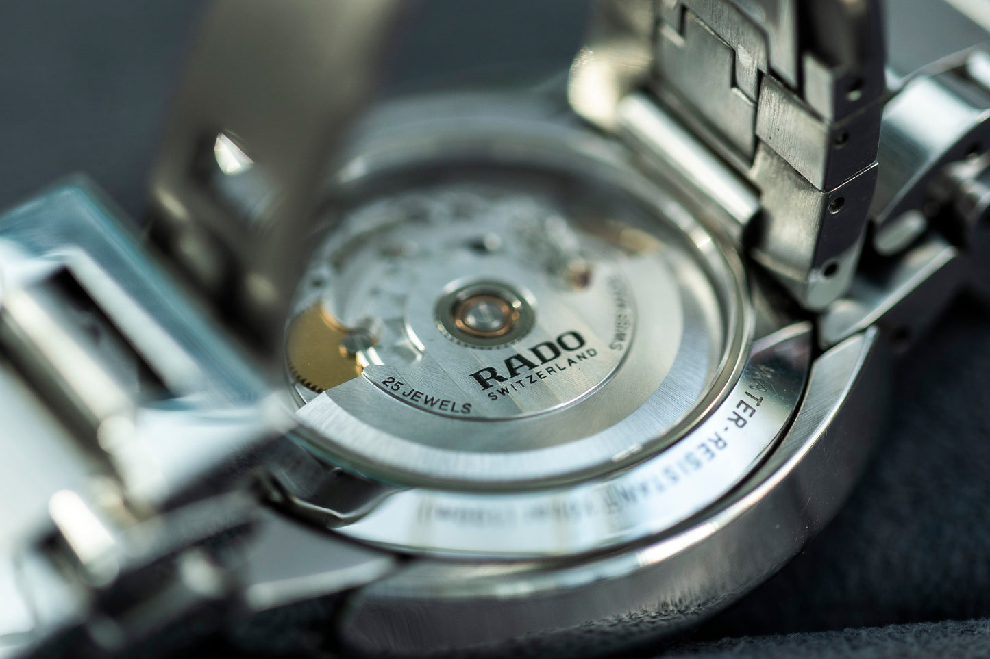 RADO D-STAR AUTOMATIC WHITE DIAL TITANIUM SWISS PRELOVED WATCH