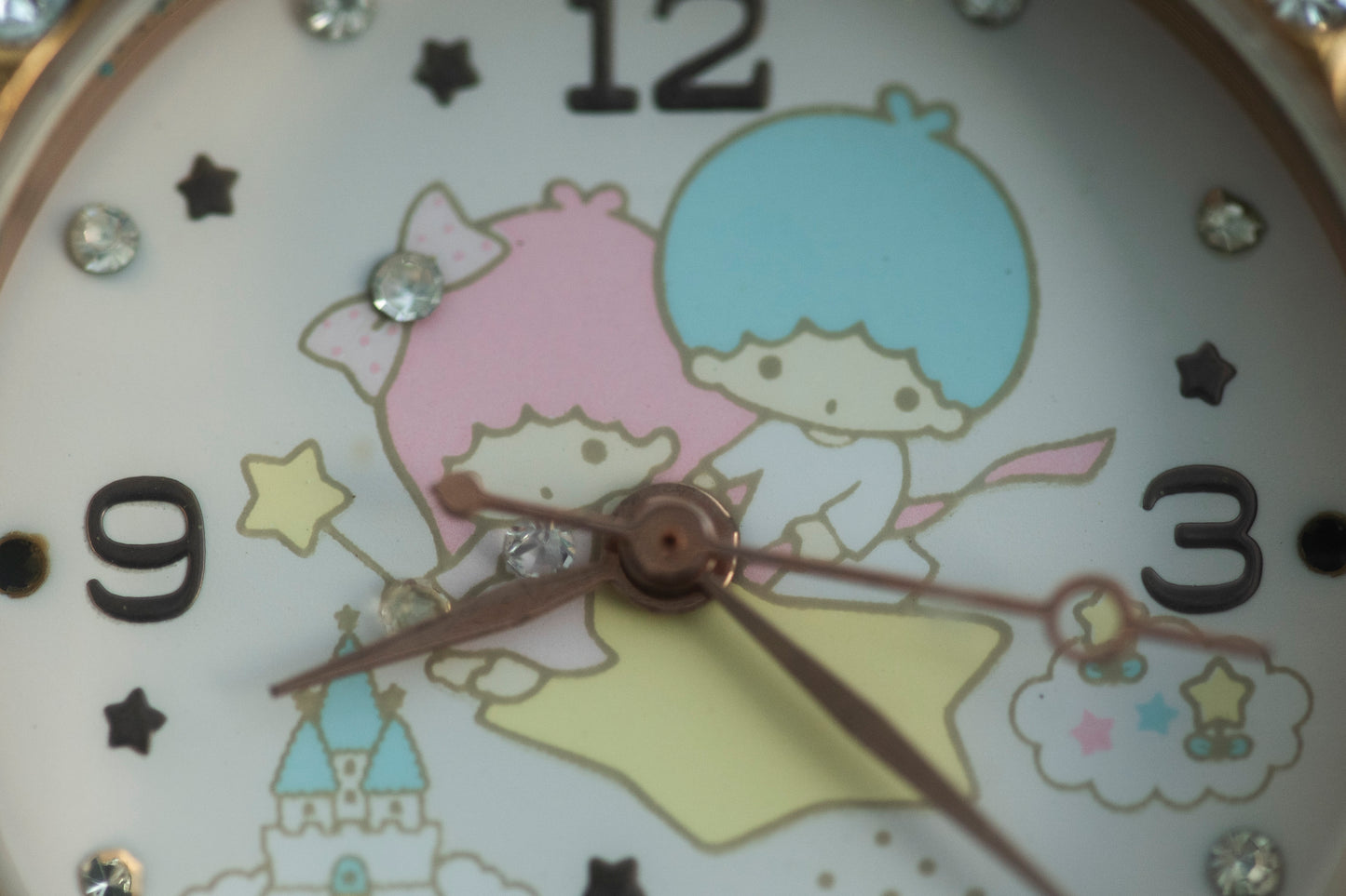SANRIO LITTLE TWIN STARS WHITE CERAMIC CRYSTAL BEZEL QUARTZ PRELOVED WATCH