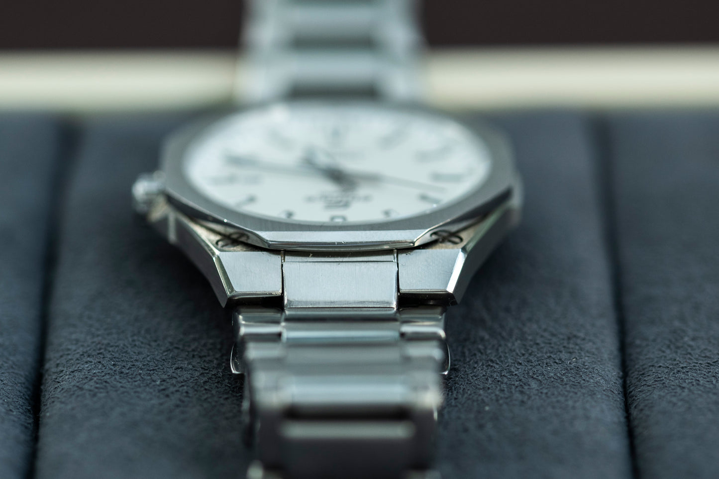 CASIO EDIFICE EFR-S108D-7AV WHITE SUNBURST DIAL SAPPHIRE CRYSTAL JAPAN QUARTZ PRELOVED WATCH