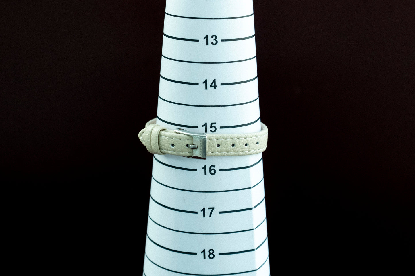 BOLUN DIAMOND-SHAPED DIAL QUARTZ BEIGE STRAP BRAND NEW FASHION WATCH&nbsp;