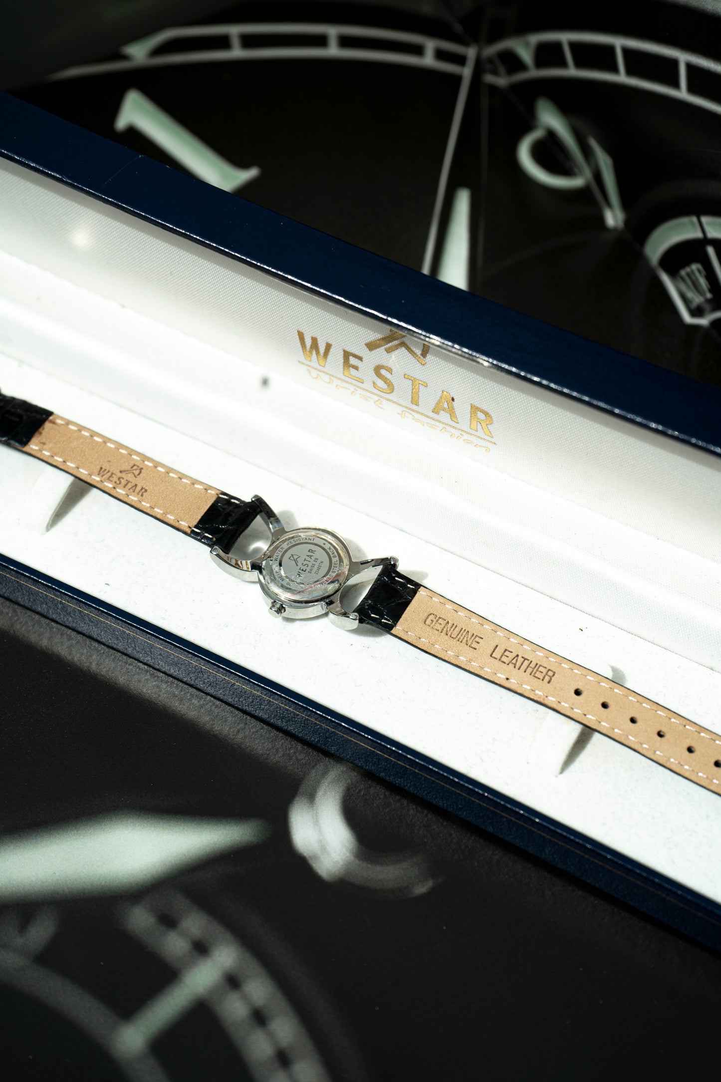 WESTAR QUARTZ CRYSTAL LADIES WATCH
