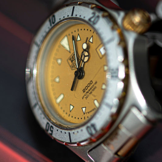 TAG HEUER 2000 TWO-TONE STEEL QUARTZ SWISS PRELOVED WATCH