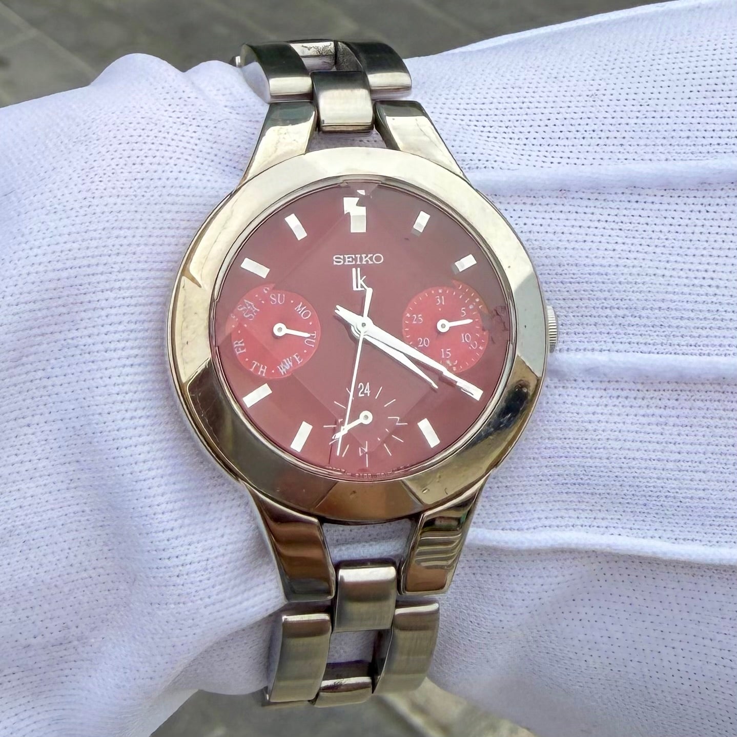 SEIKO LK LADIES DAY DATE NEOVINTAGE 2000s QUARTZ JAPAN PREOWNED WATCH IN