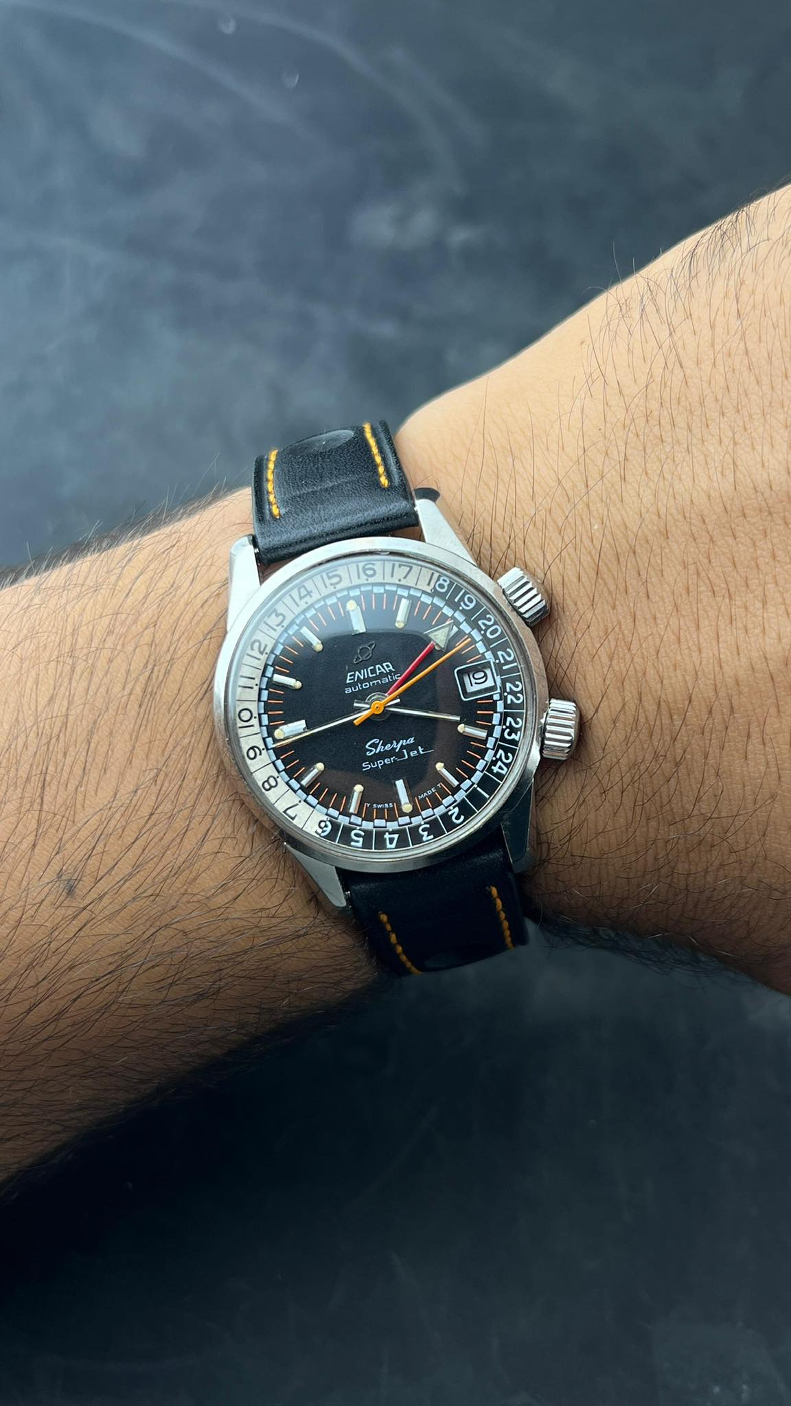 ENICAR SHERPA GMT AUTOMATIC UNIQUE WATCH 1960s IN UNIQUE CONDITION SWISS