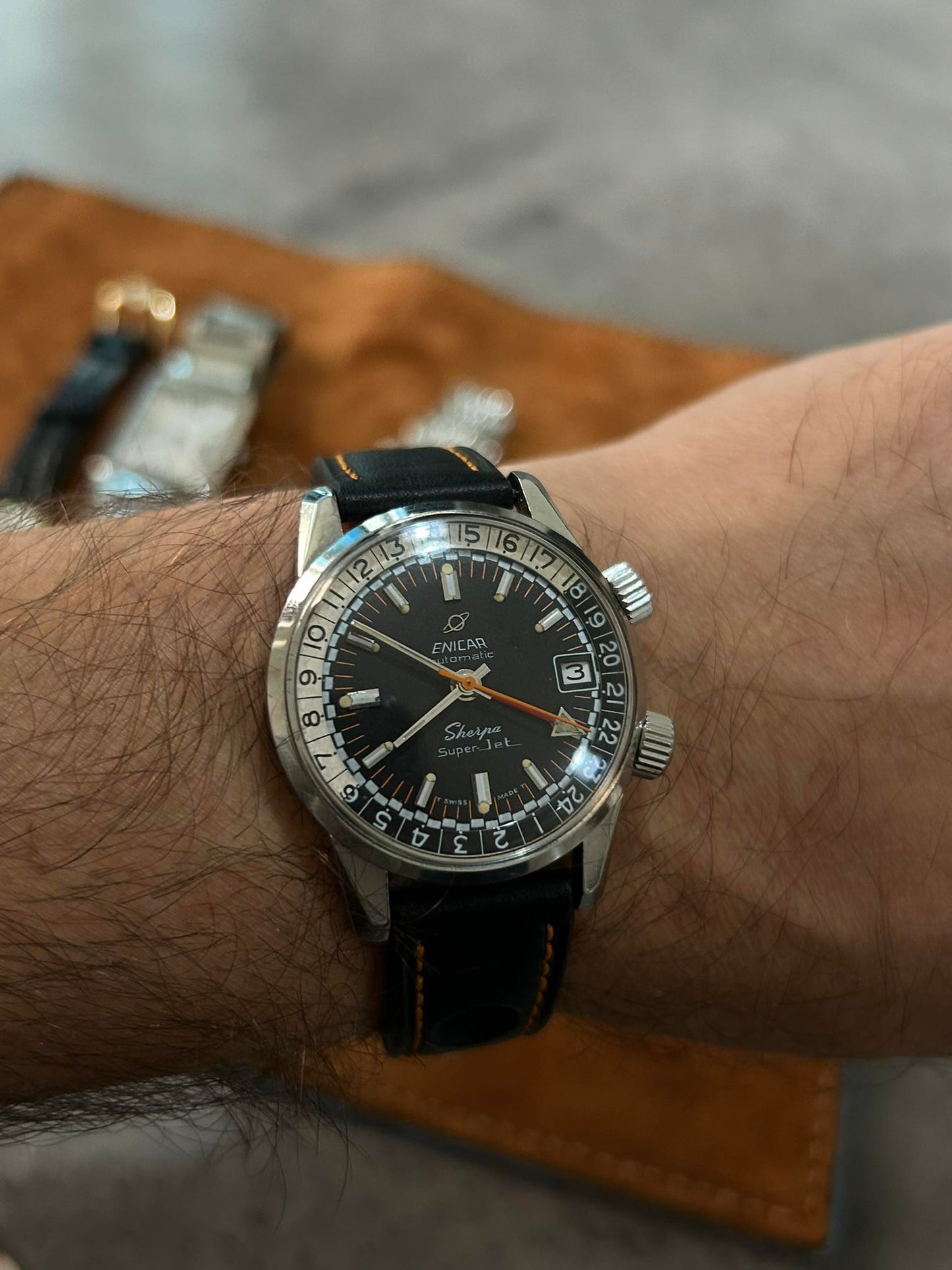 ENICAR SHERPA GMT AUTOMATIC UNIQUE WATCH 1960s IN UNIQUE CONDITION SWISS