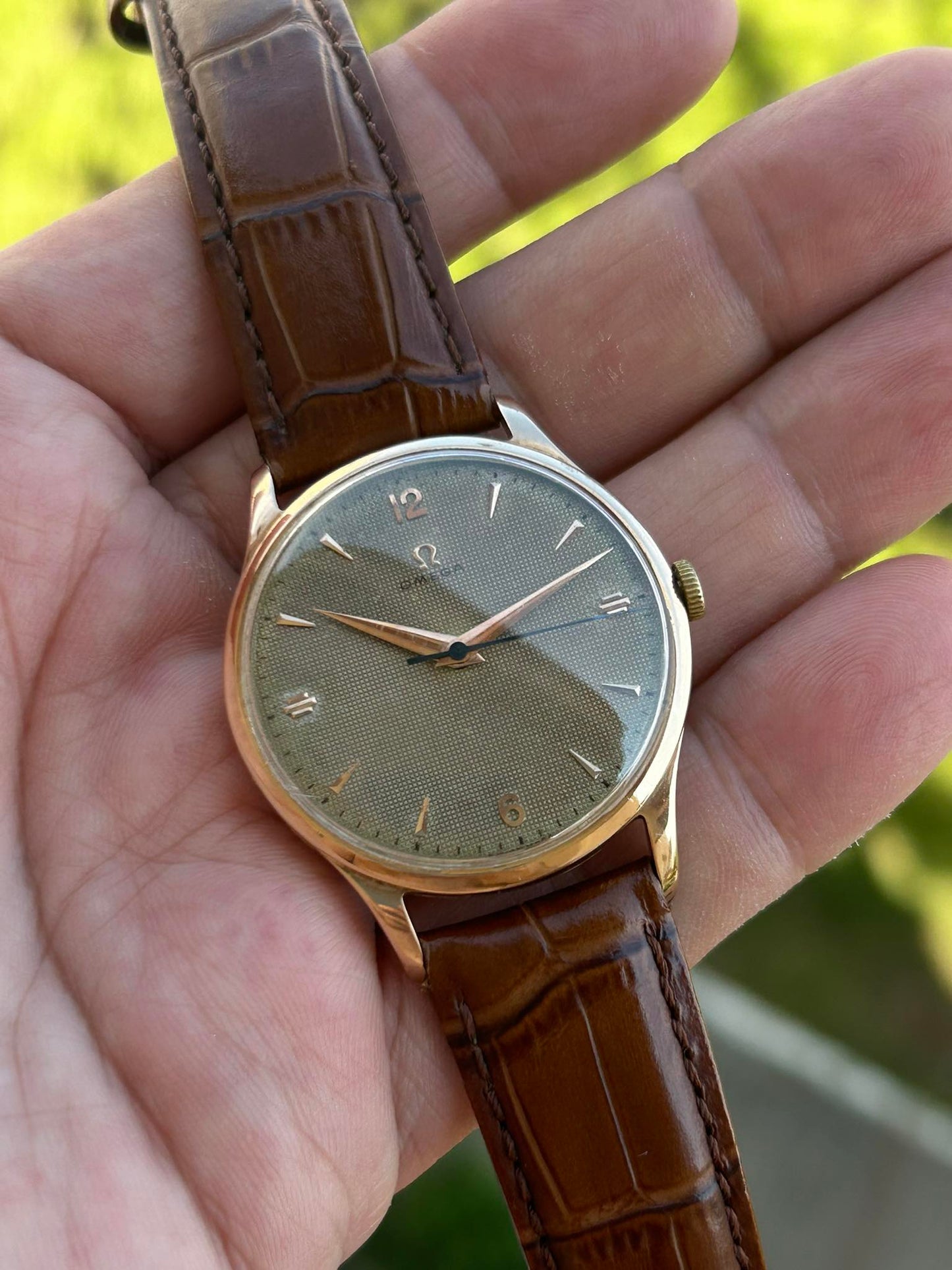 OMEGA VINTAGE SOLID GOLD14K JUMBO MANUAL WINDING 1950s SWISS