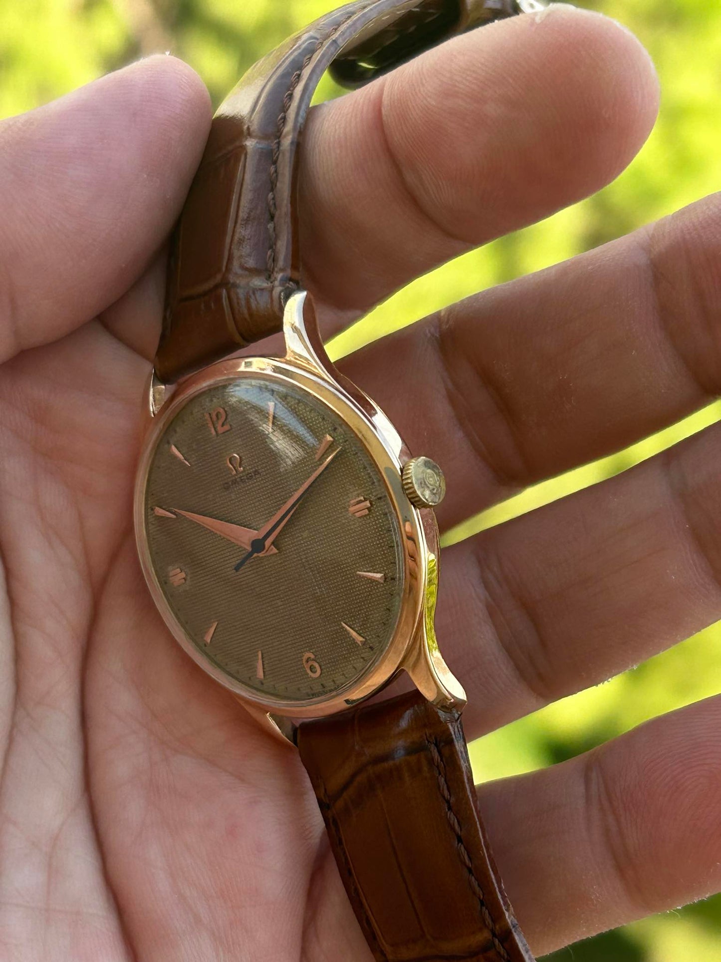 OMEGA VINTAGE SOLID GOLD14K JUMBO MANUAL WINDING 1950s SWISS