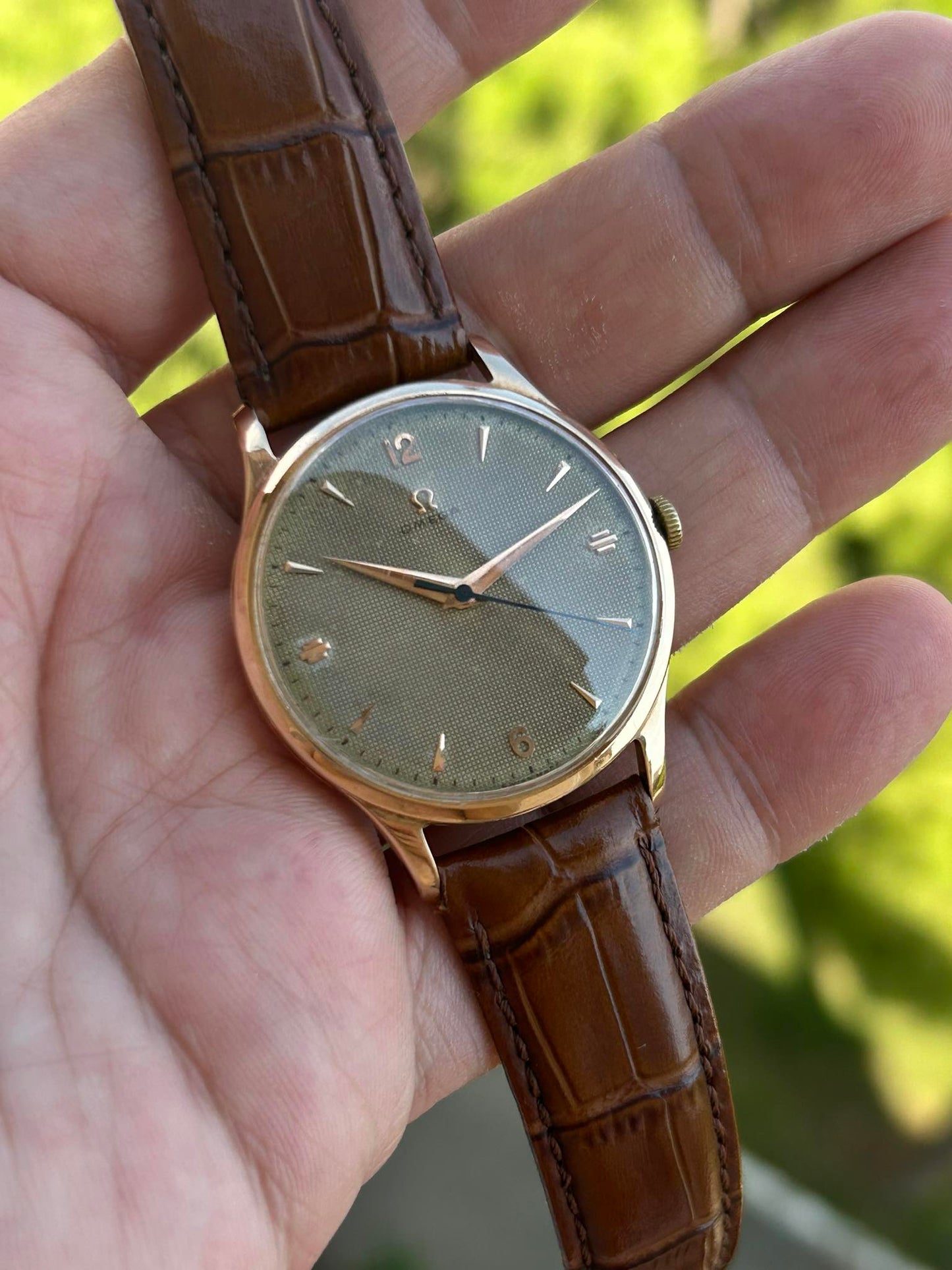 OMEGA VINTAGE SOLID GOLD14K JUMBO MANUAL WINDING 1950s SWISS