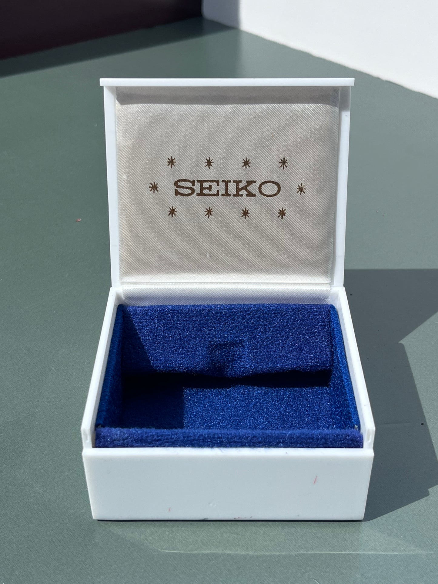 BOX