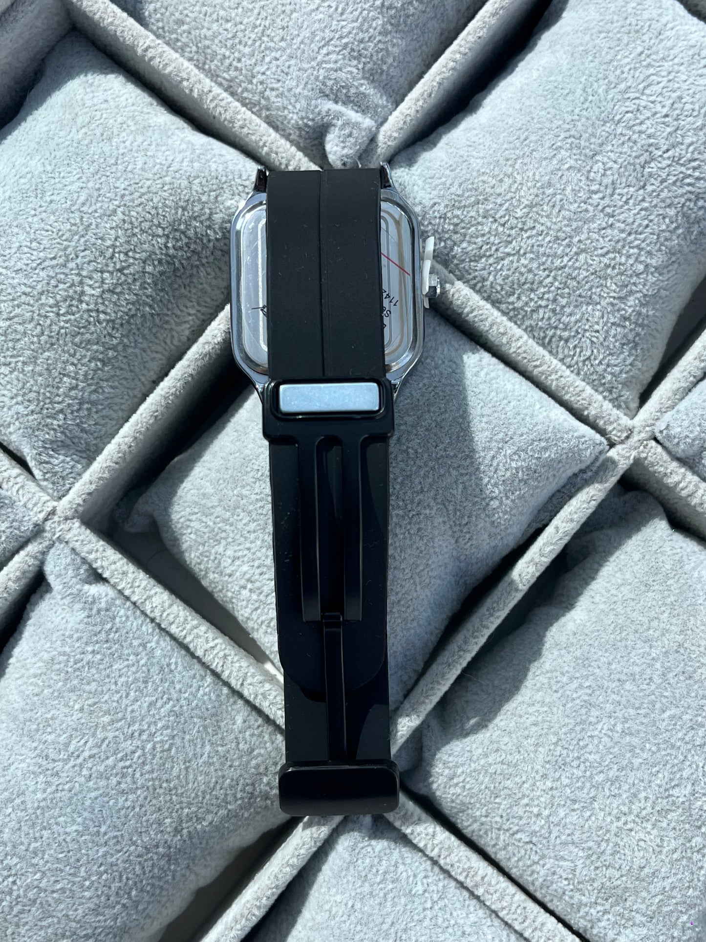 SABR STEEL QUARTZ ARABIC DIAL BRAND NEW FASHION WATCH