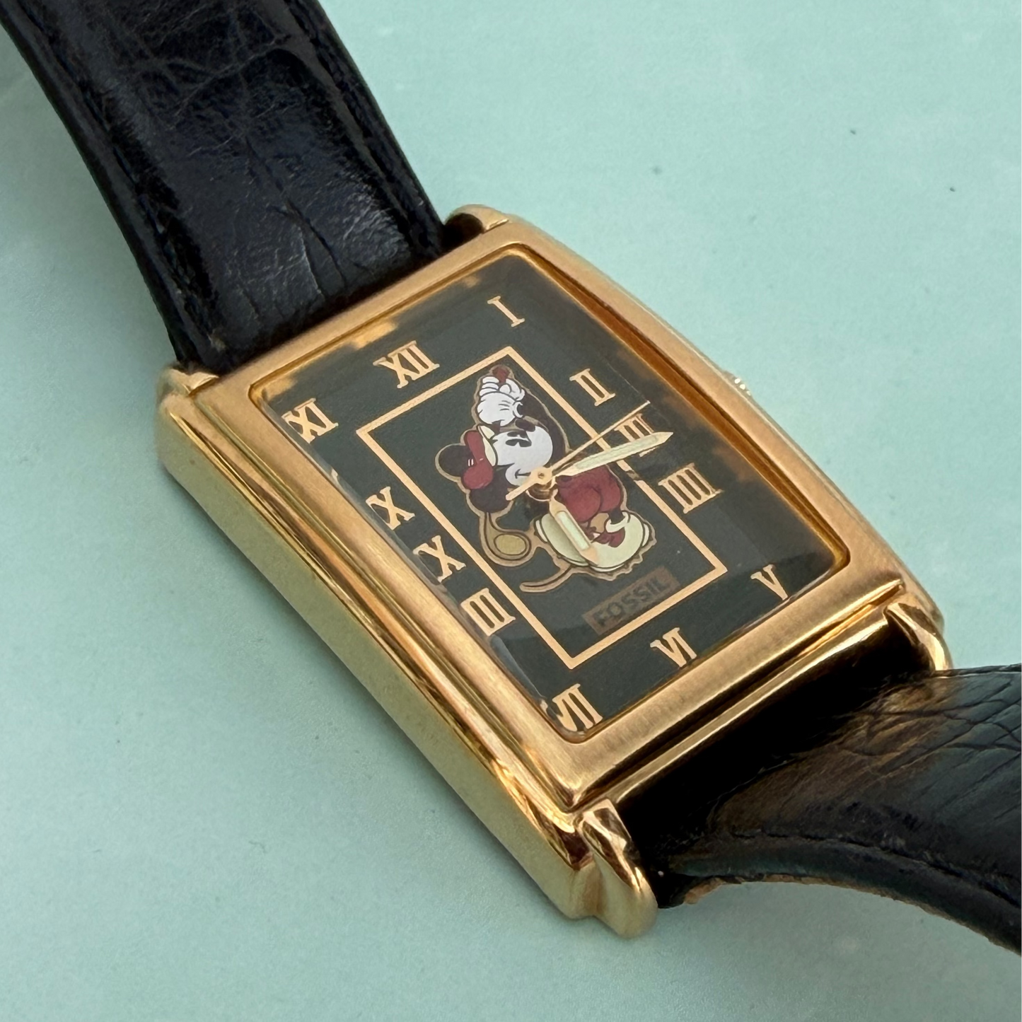 FOSSIL MICKEY & CO. LIMITED EDITION QUARTZ JAPAN PRELOVED WATCH