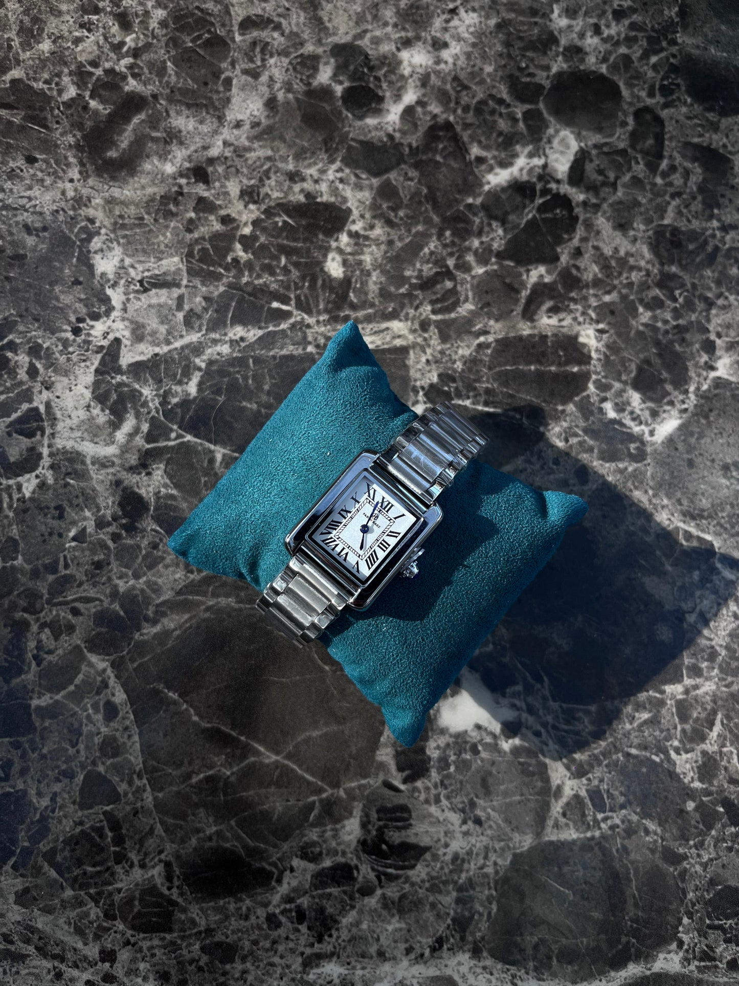 PABLO RAEZ RECTANGULAR QUARTZ BRAND NEW FASHION WATCH