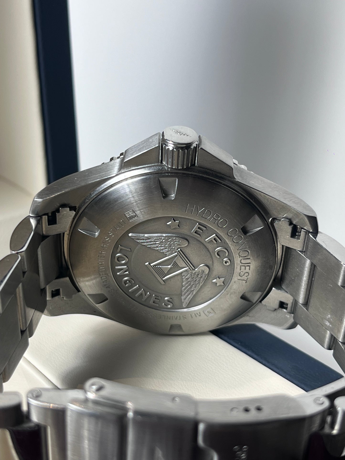 LONGINES HYDROCONQUEST AUTOMATIC SWISS STEEL PRELOVED BLUE SUNBURST DIAL WATCH