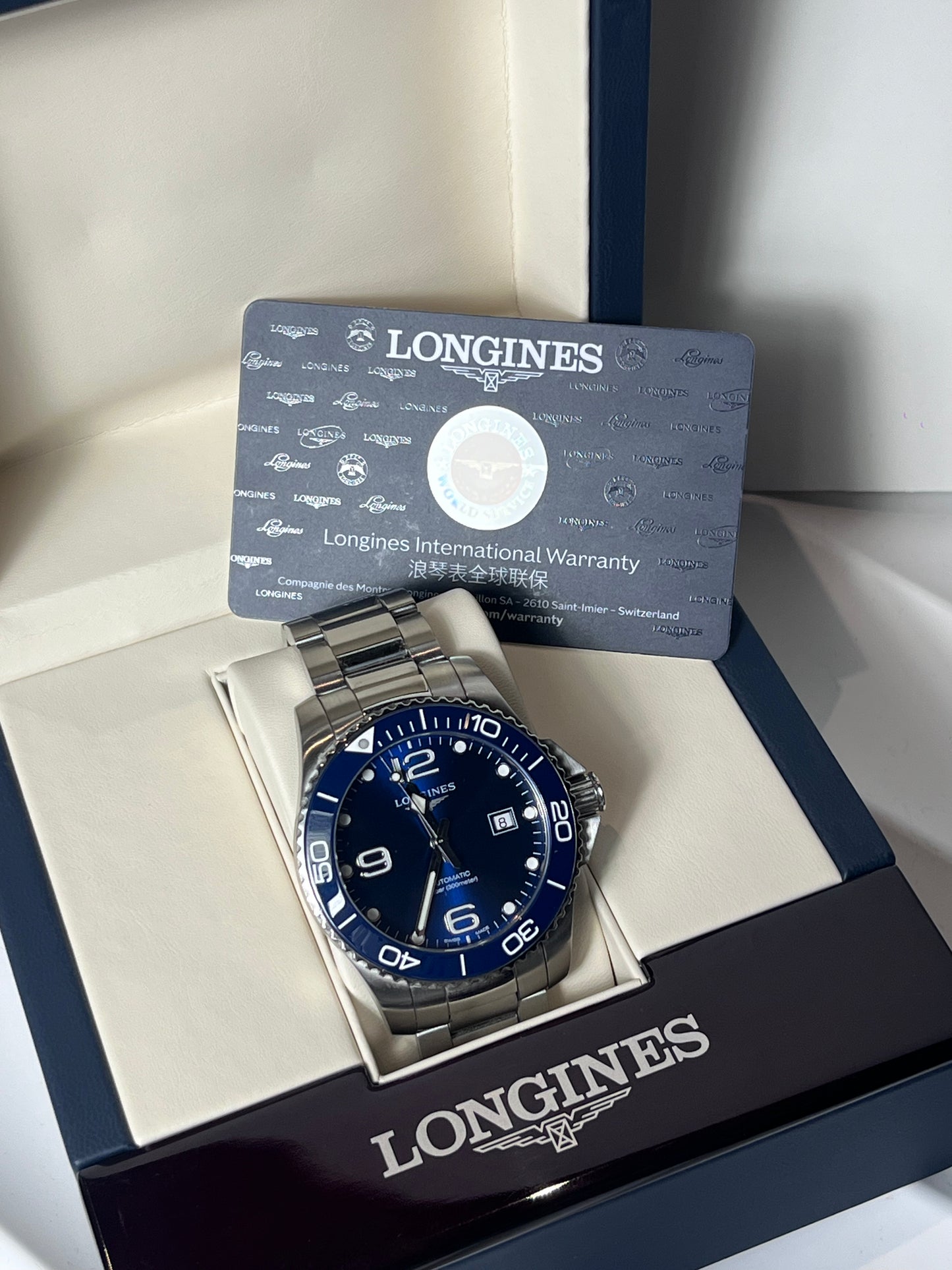 LONGINES HYDROCONQUEST AUTOMATIC SWISS STEEL PRELOVED BLUE SUNBURST DIAL WATCH