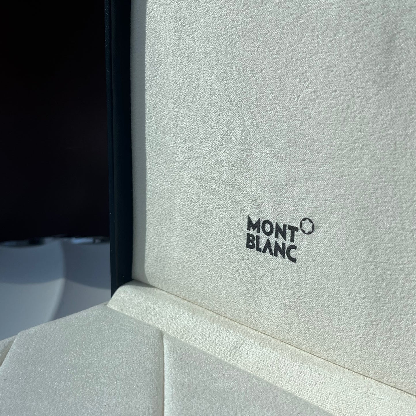 MONTBLANC WRITING INSTRUMENT PRESENTATION BOX WITH SERVICE GUIDE FULL SET