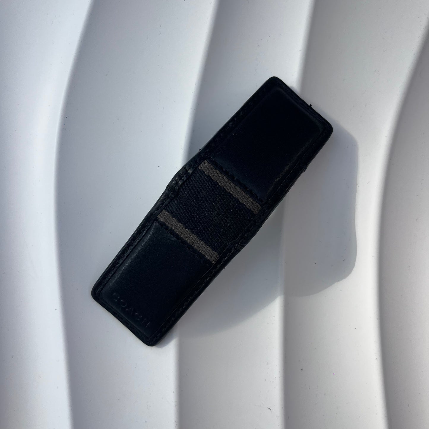 COACH BLACK LEATHER & SIGNATURE STRIPE MONEY CLIP WALLET