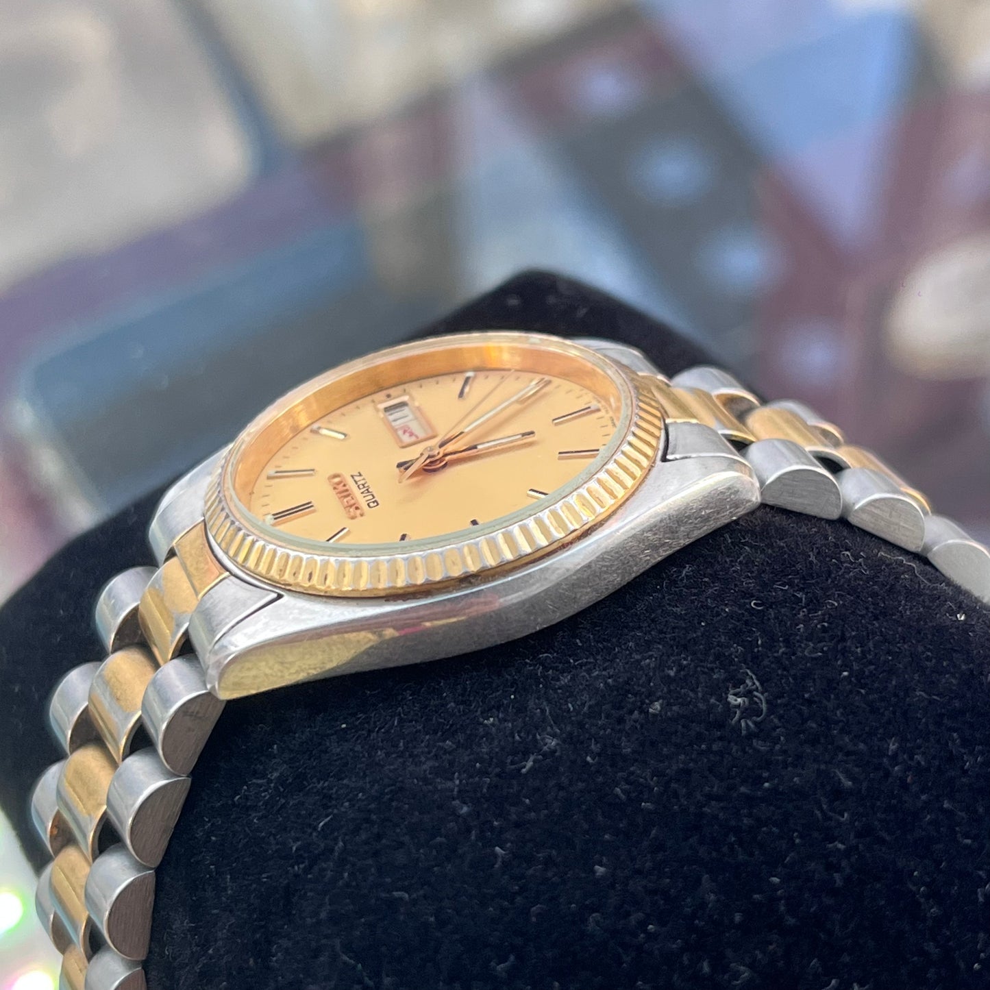 SEIKO TWO-TONE STEEL QUARTZ JAPAN PRELOVED WATCH