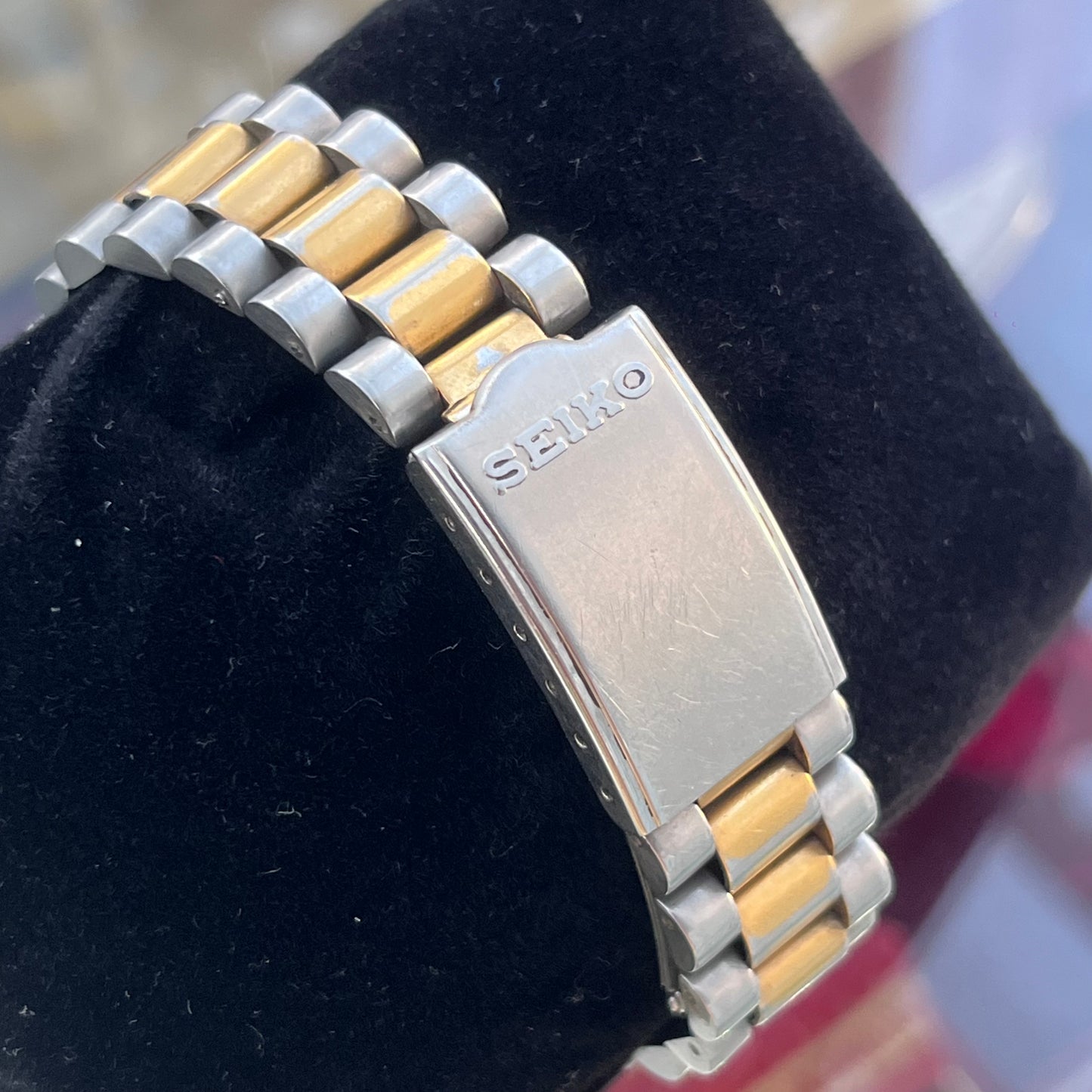 SEIKO TWO-TONE STEEL QUARTZ JAPAN PRELOVED WATCH
