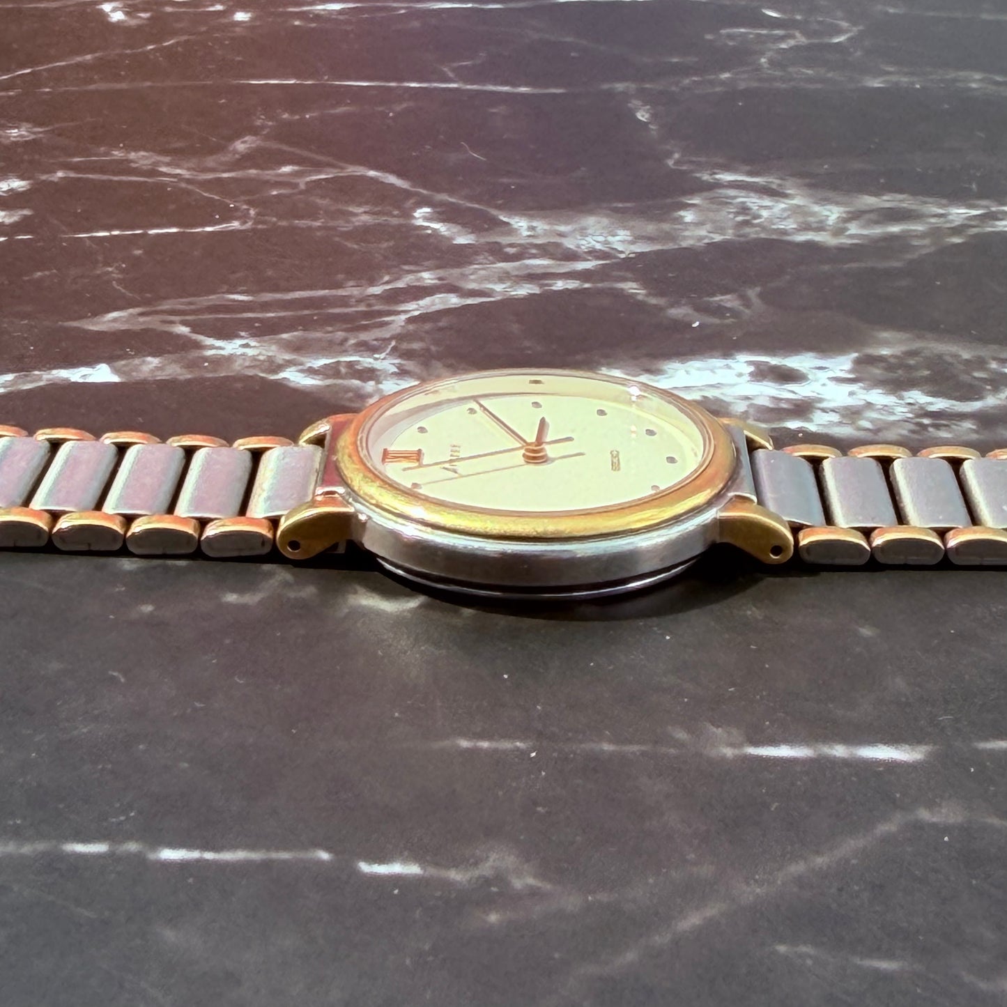 SEIKO AVENUE QUARTZ TWO-TONE JAPAN PRE-LOVED WATCH