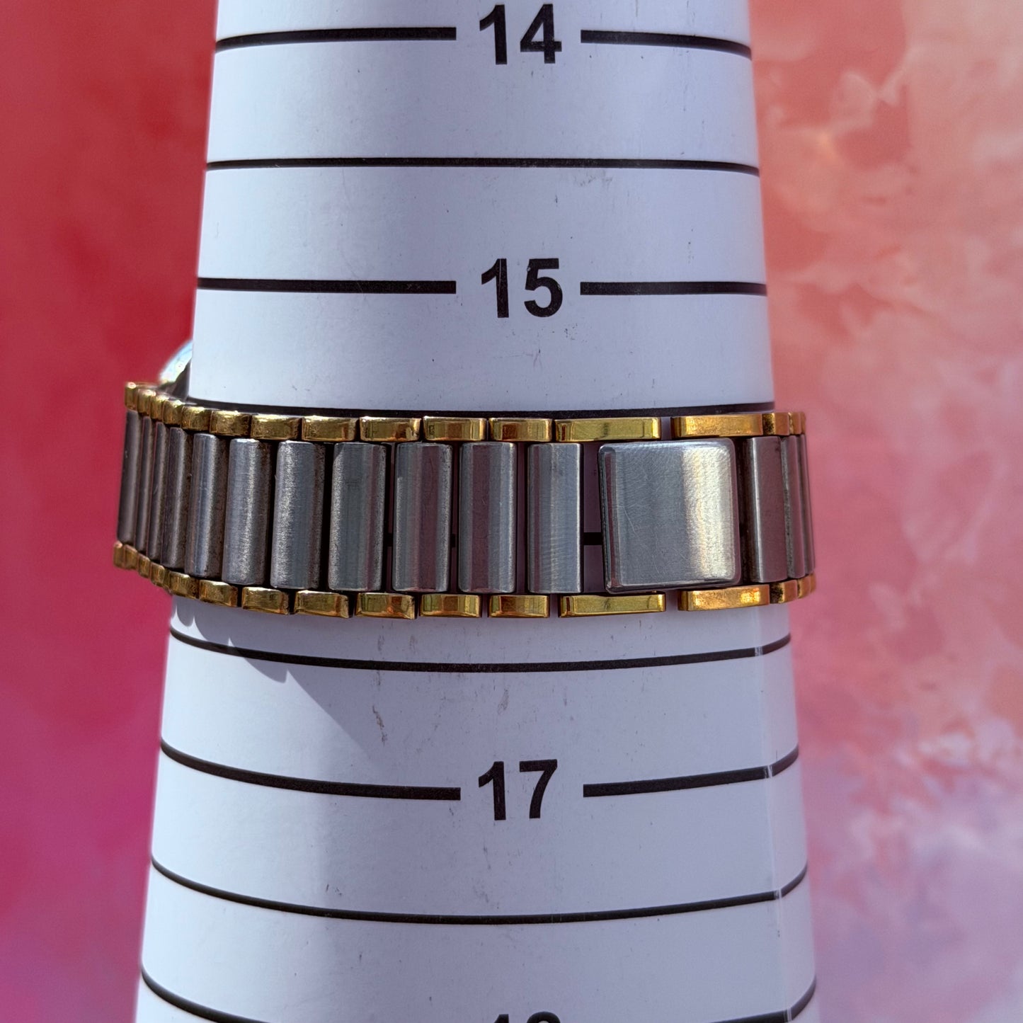 SEIKO AVENUE QUARTZ TWO-TONE JAPAN PRE-LOVED WATCH
