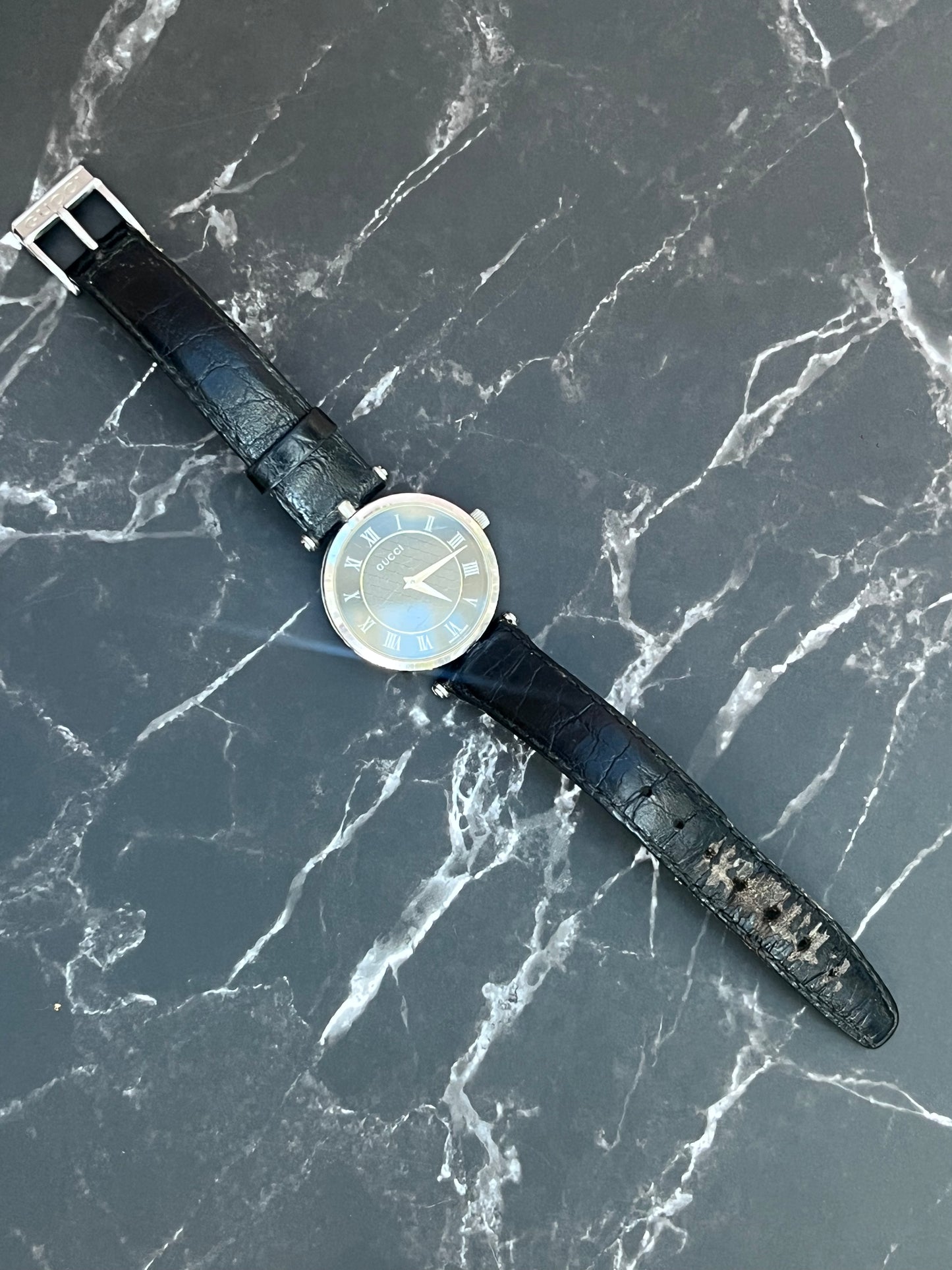 GUCCI BLACK ROMAN LINEN DIAL QUARTZ SWISS PRELOVED WATCH