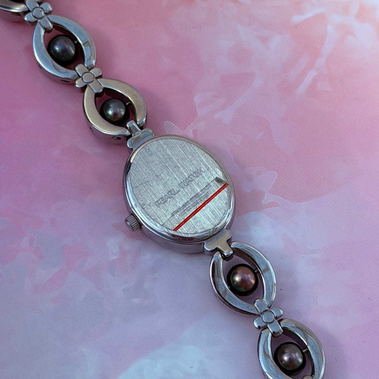PEARL QUARTZ OVAL DIAL JAPAN PRE-LOVED WATCH