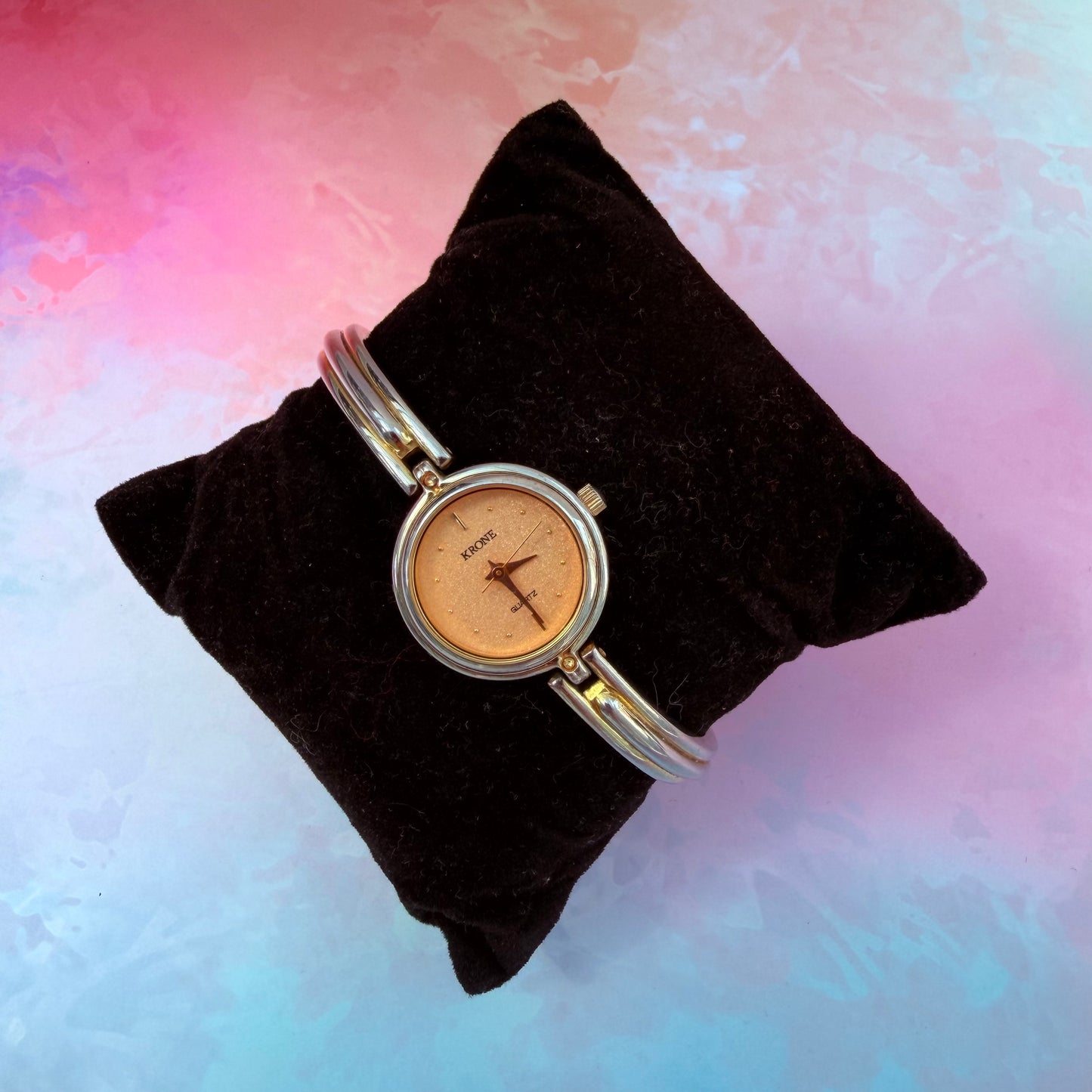 KRONE JAPAN QUARTZ BANGLE PRE-LOVED WATCH
