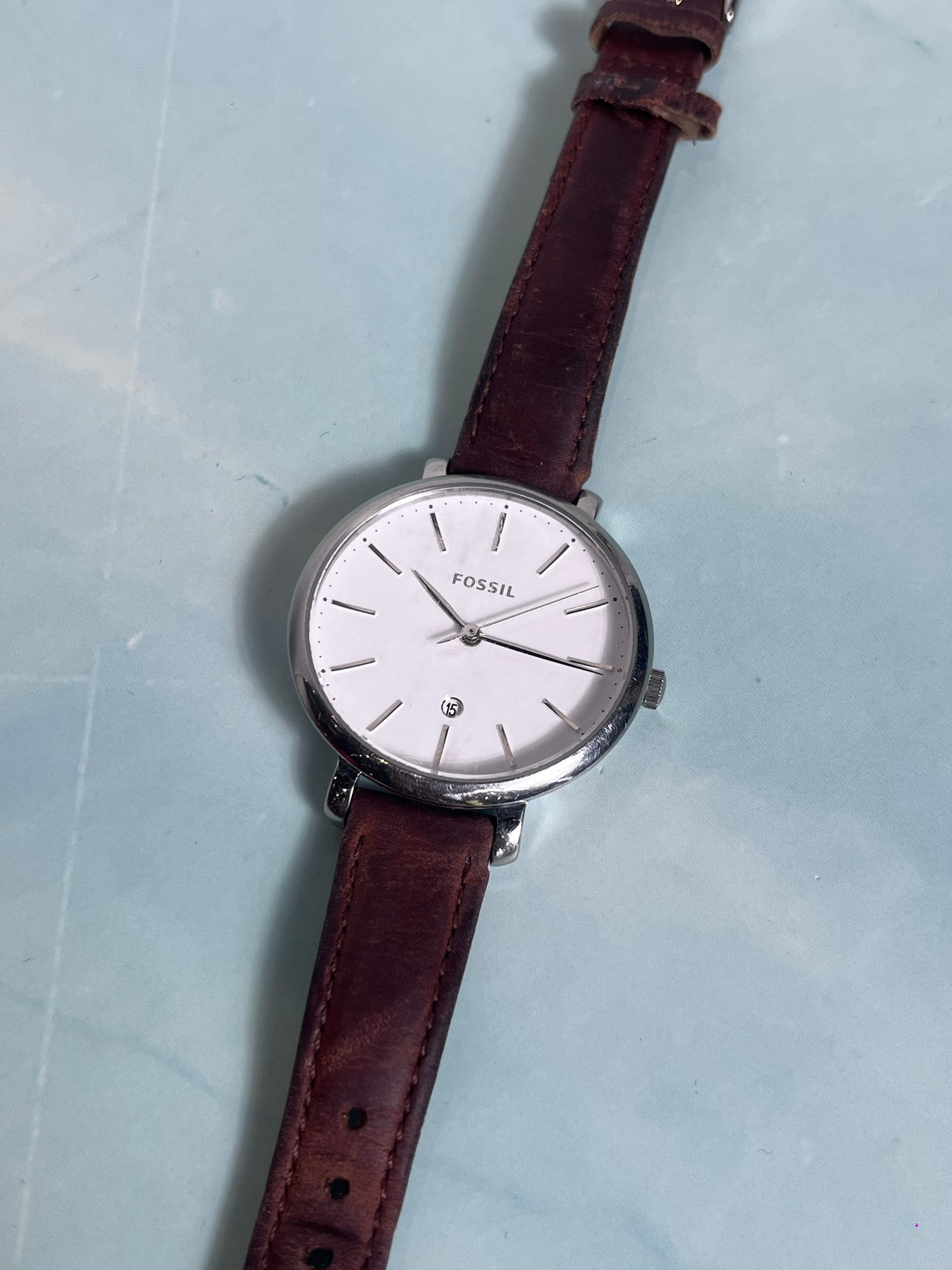 FOSSIL MINIMALIST QUARTZ WHITE DIAL STAINLESS STEEL BROWN STRAP SWISS PRELOVED WATCH