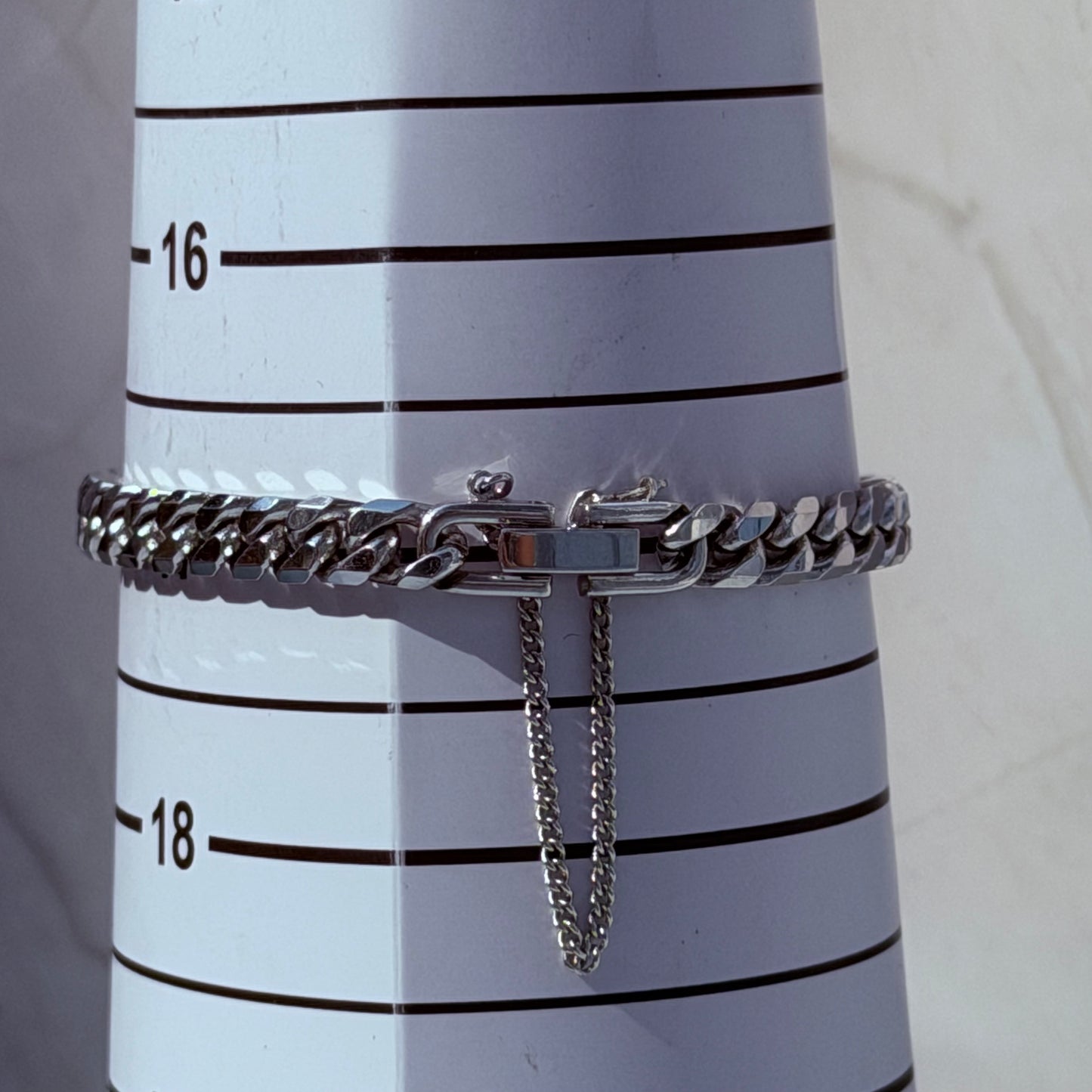 ORIENT QUARTZ SILVER-TONE LADIES BRACELET WATCH