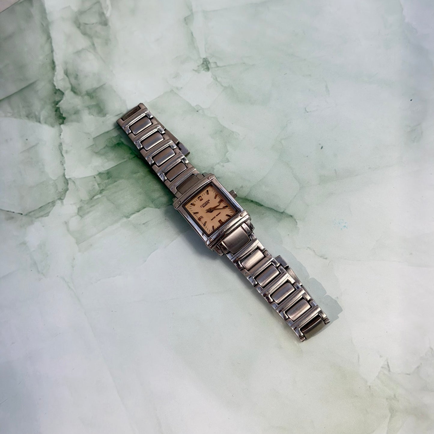 CITIZEN QUARTZ WATER RESIST PRE-LOVED WATCH