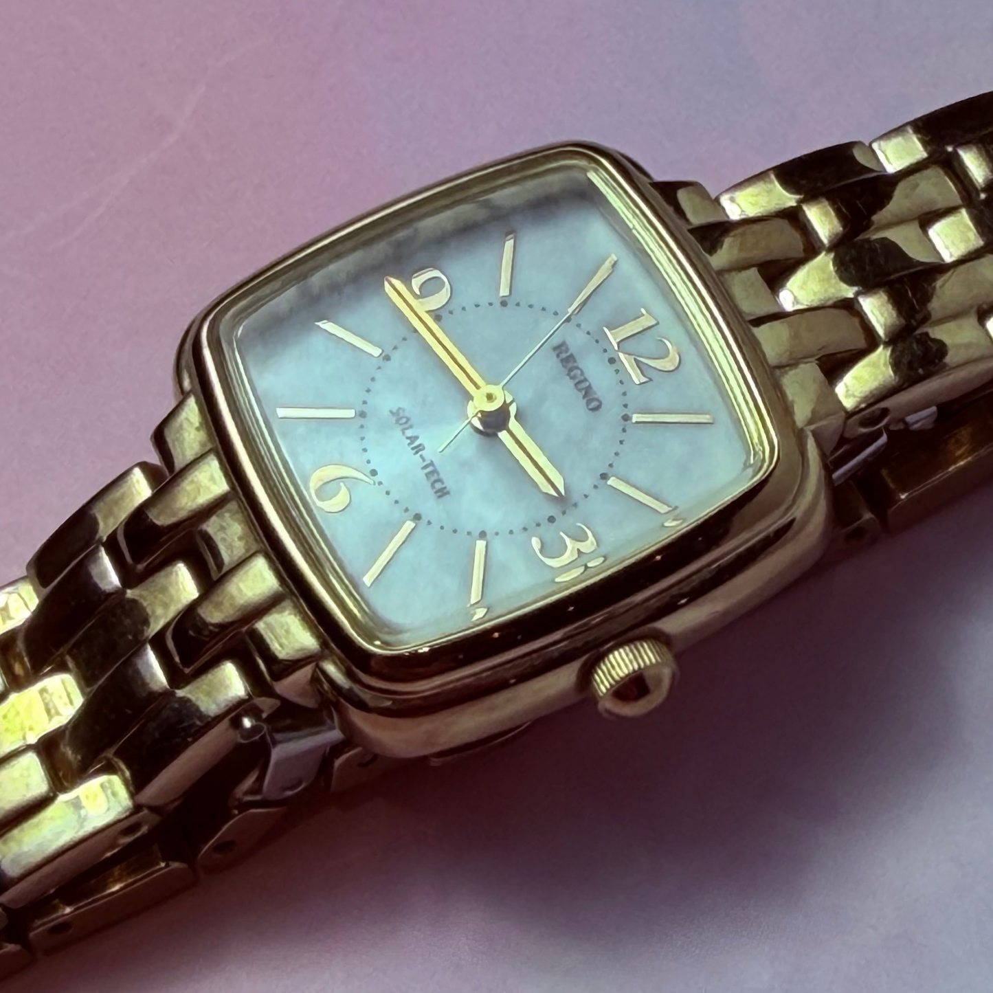 REGUNO SOLAR-TECH SOLAR QUARTZ JAPAN PRE-LOVED WATCH