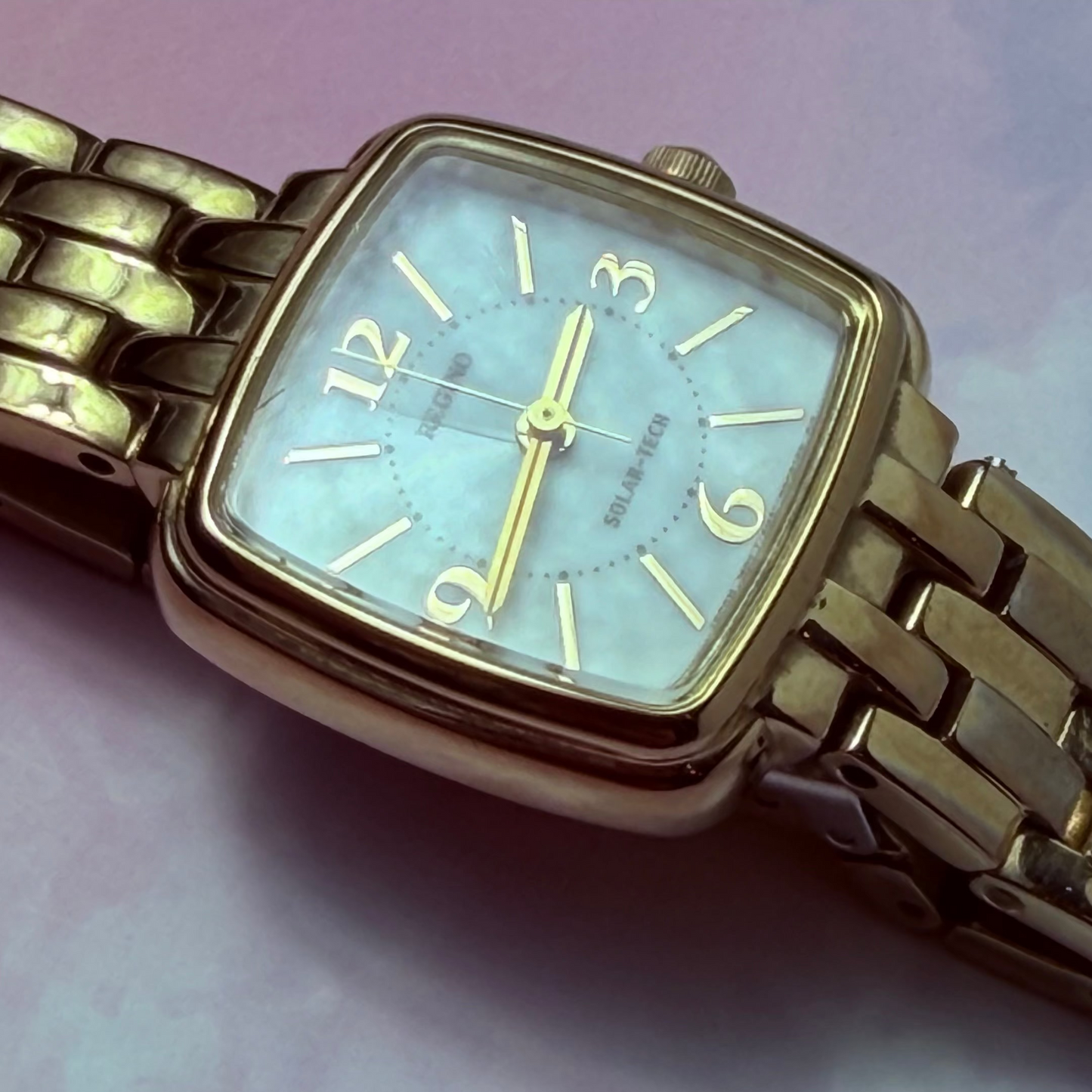 REGUNO SOLAR-TECH SOLAR QUARTZ JAPAN PRE-LOVED WATCH