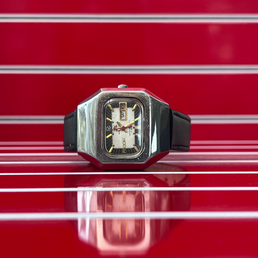 RICOH 1970s AUTOMATIC DAY-DATE  TV SHAPE JAPAN PRE-LOVED VINTAGE WATCH