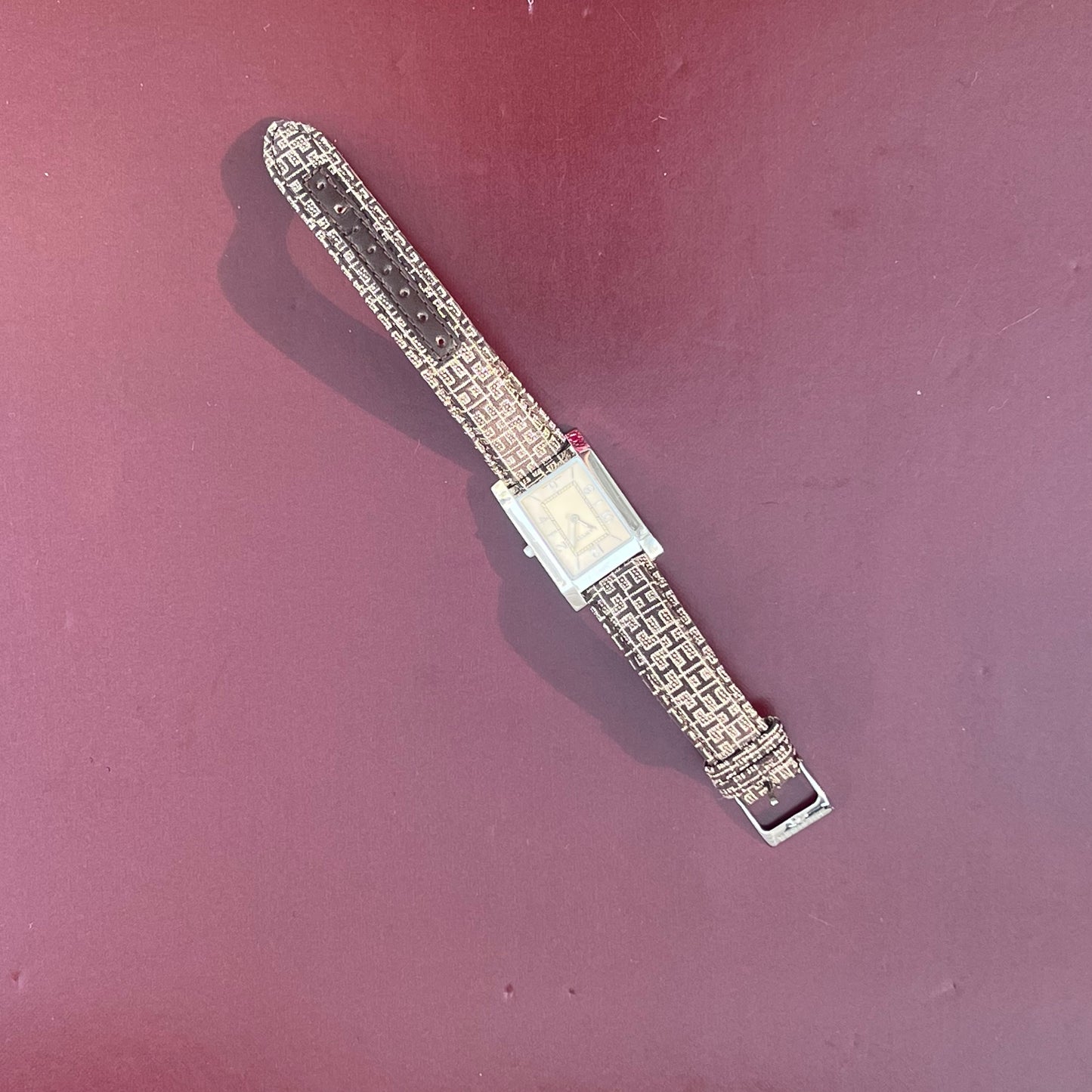 LANVIN RECTANGULAR CHAMPAGNE DIAL STAINLESS STEEL SWISS QUARTZ PRELOVED WATCH