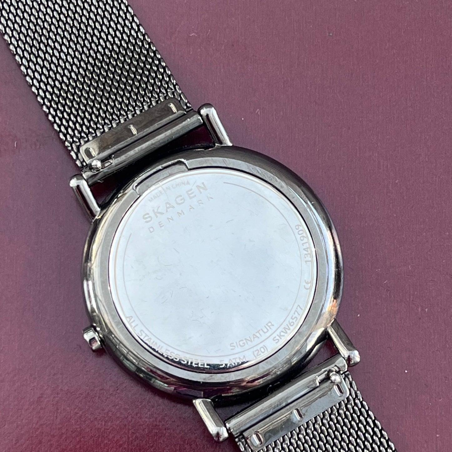 SKAGEN SIGNATURE SKW6577 BLACK DIAL GUNMETAL MESH QUARTZ DENMARK PRELOVED WATCH