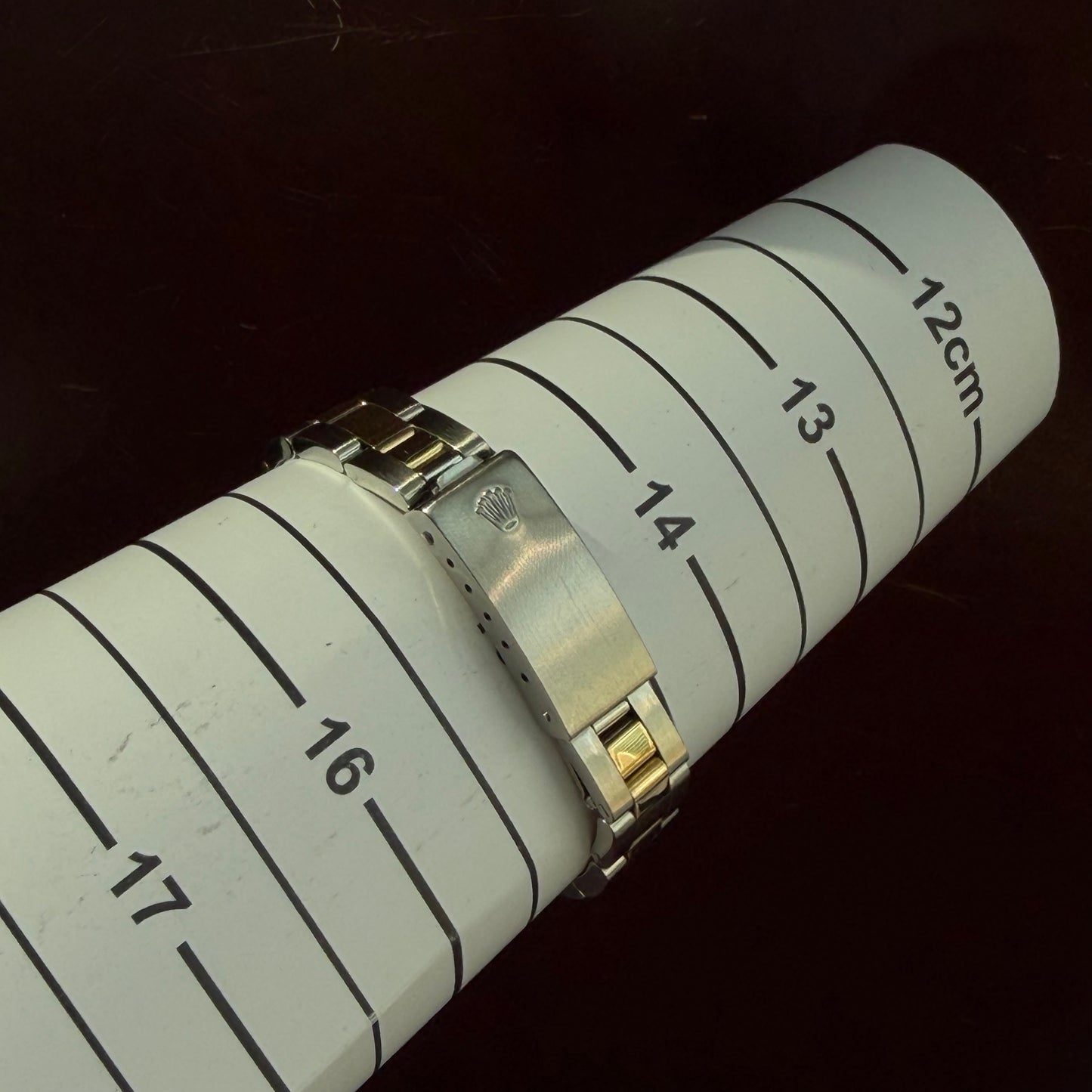 ROLEX OYSTER PERPETUAL TWO-TONE AUTOMATIC SWITZERLAND PRE-LOVED WATCH