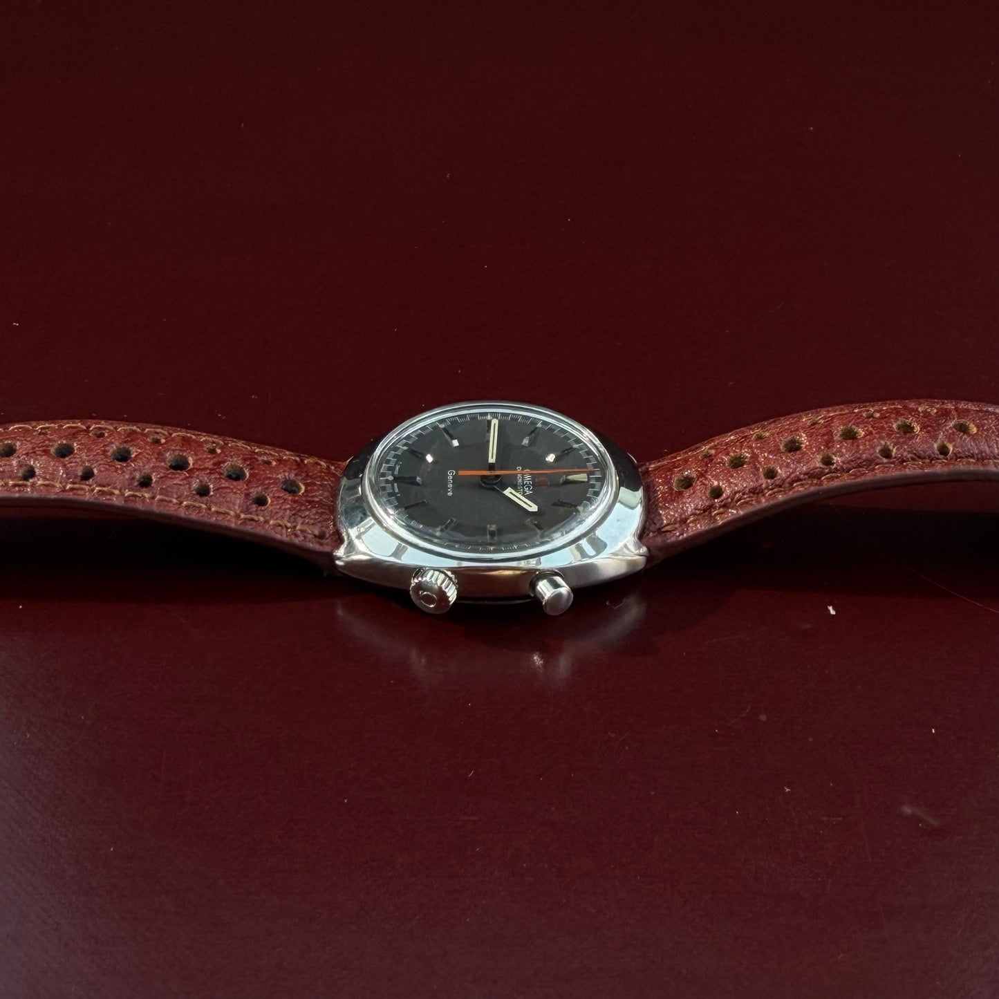 OMEGA CHRONOSTOP GENÈVE MANUAL WINDING SWITZERLAND PRE-LOVED WATCH