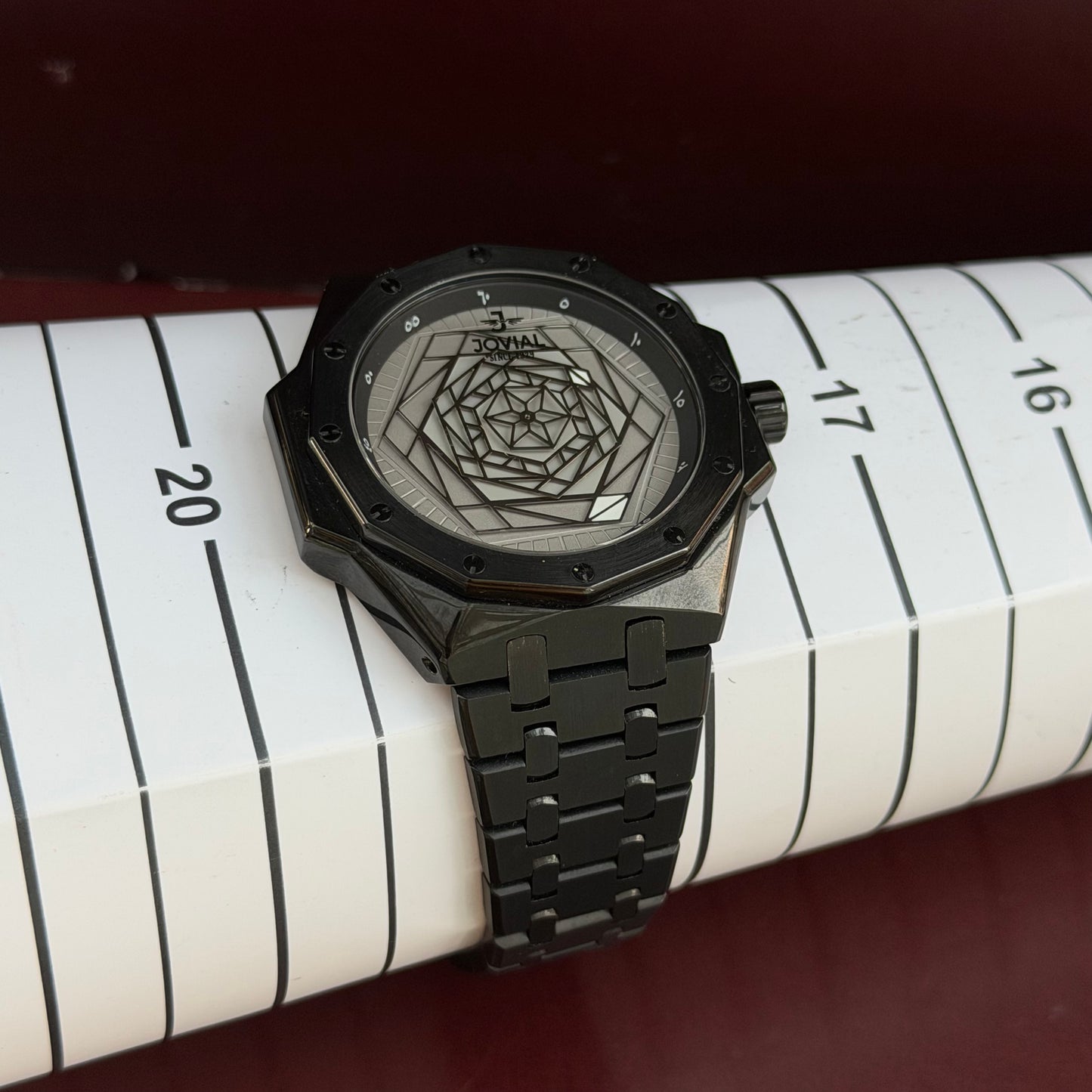 JOVIAL 1552 G QUARTZ SWITZERLAND PRE-LOVED WATCH