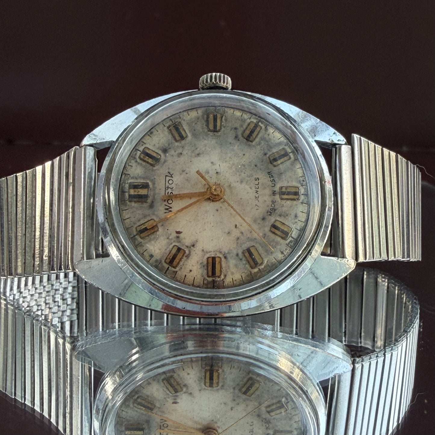 WOSTOK 17 JEWELS MANUAL WINDING USSR PRE-LOVED WATCH