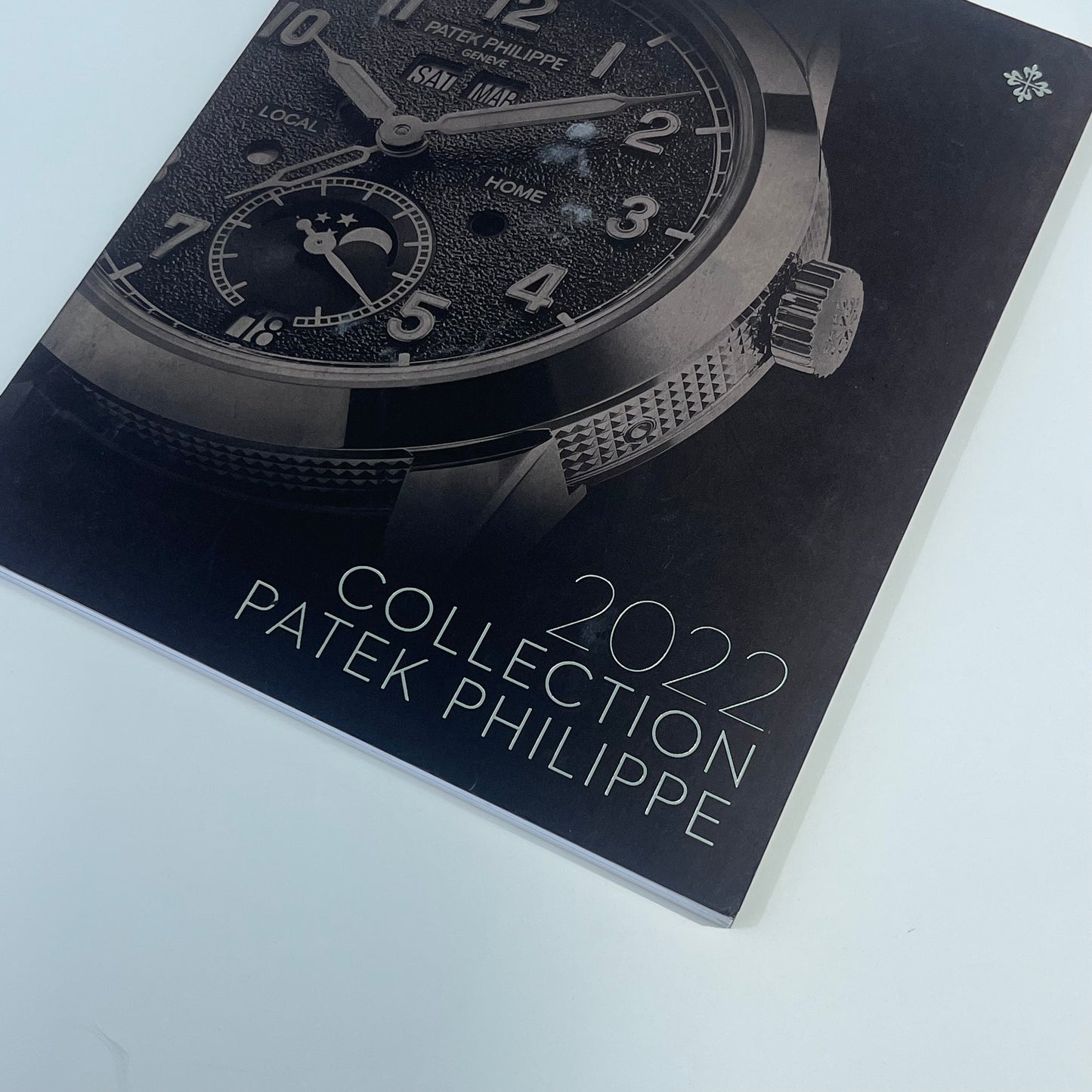 PATEK PHILIPPE COLLECTION 2022 OFFICIAL LUXURY WATCH CATALOGUE