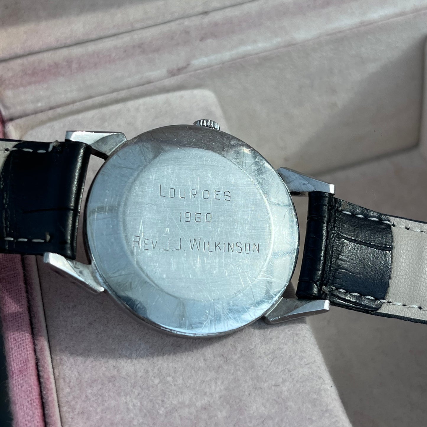 OMEGA VINTAGE SMALL SECONDS MANUAL WIND SWISS PRE-LOVED WATCH